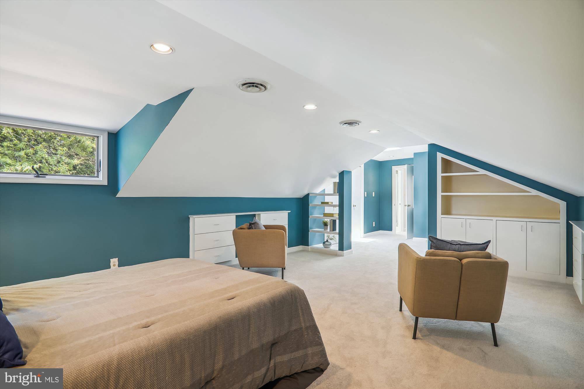 ROLLINGWOOD - Residential