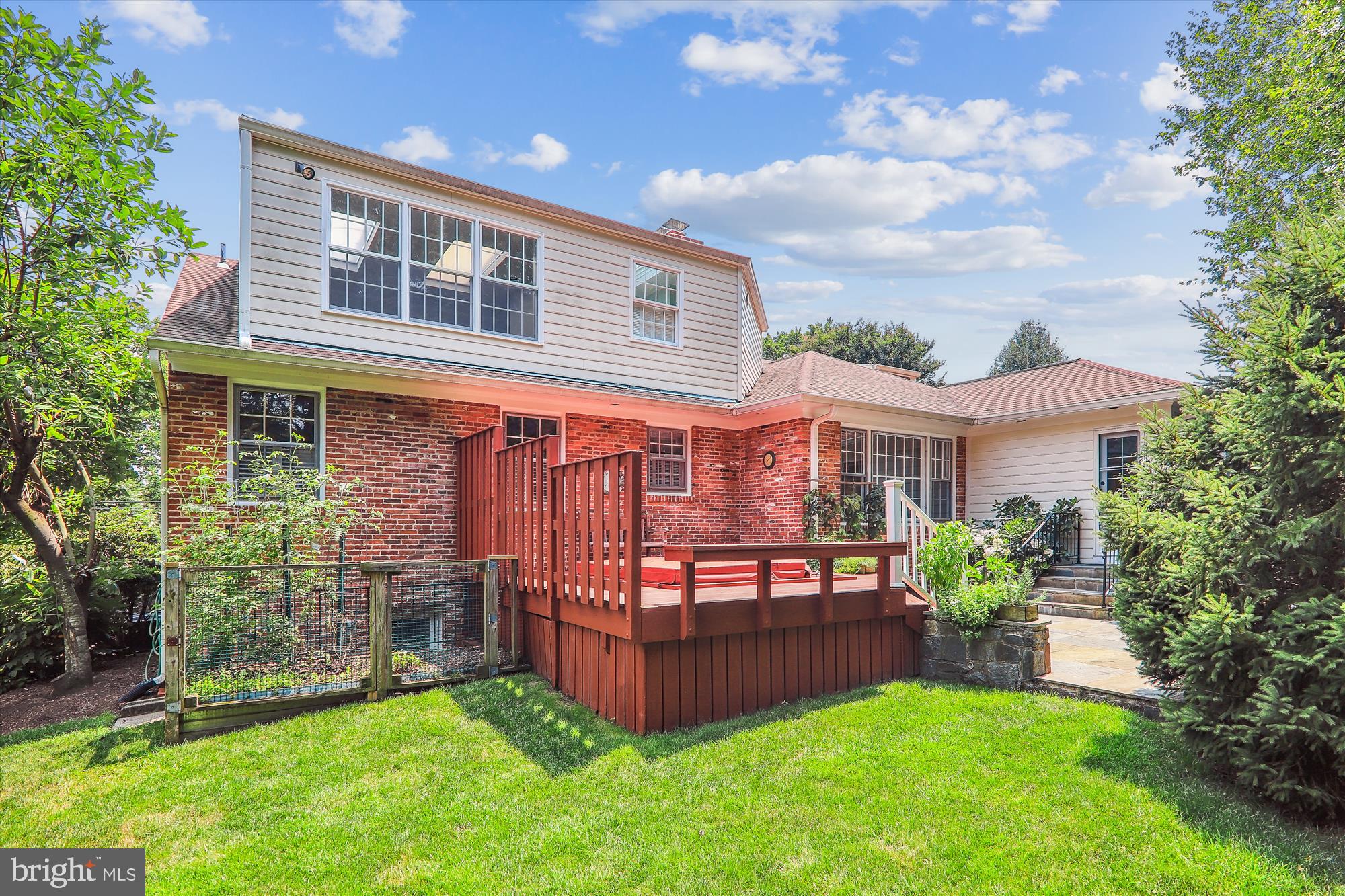 ROLLINGWOOD - Residential