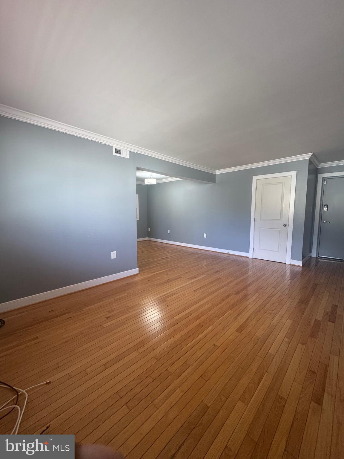 2838 HARTFORD STREET SE 203