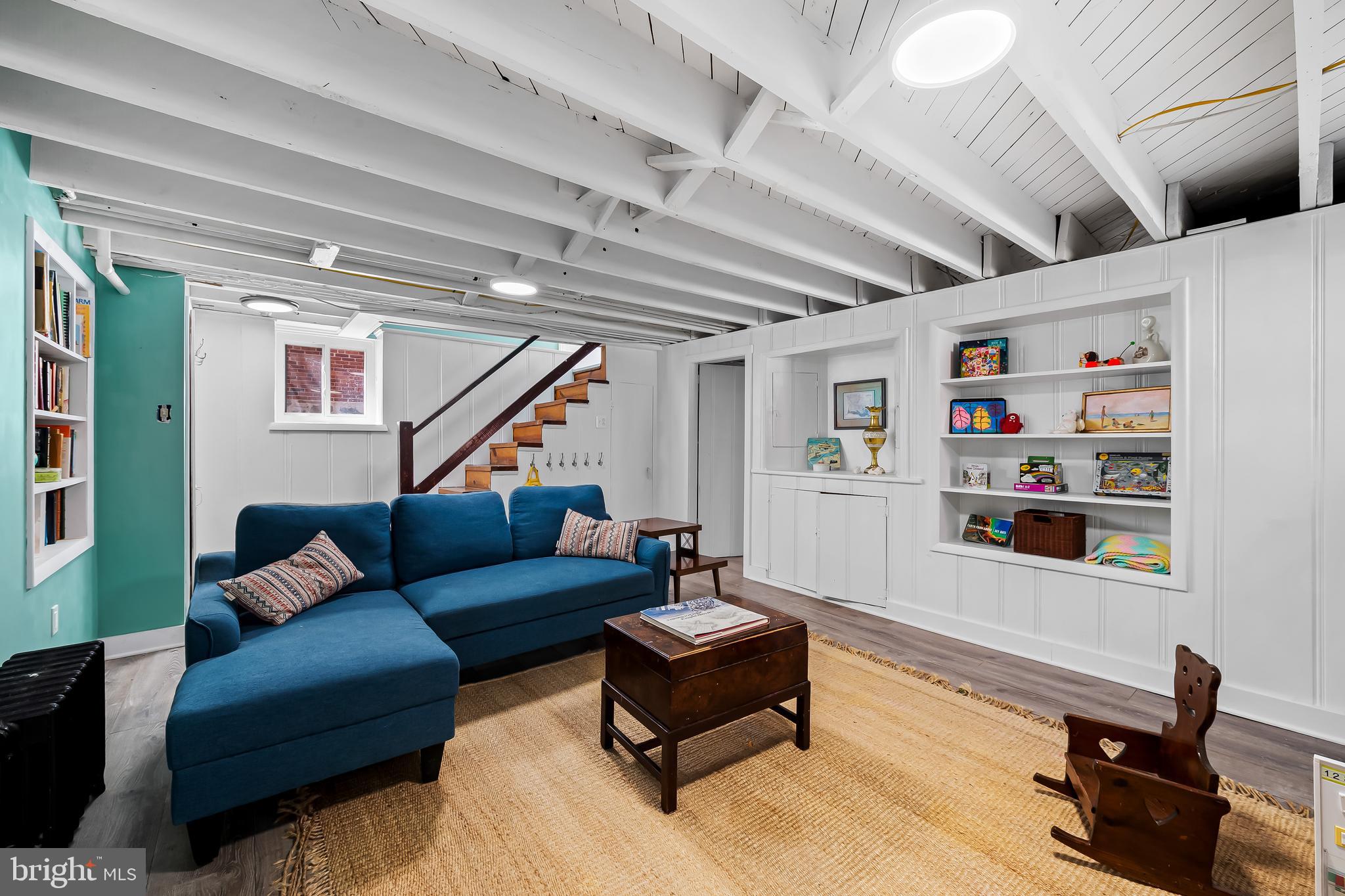 MOUNT WASHINGTON - Residential