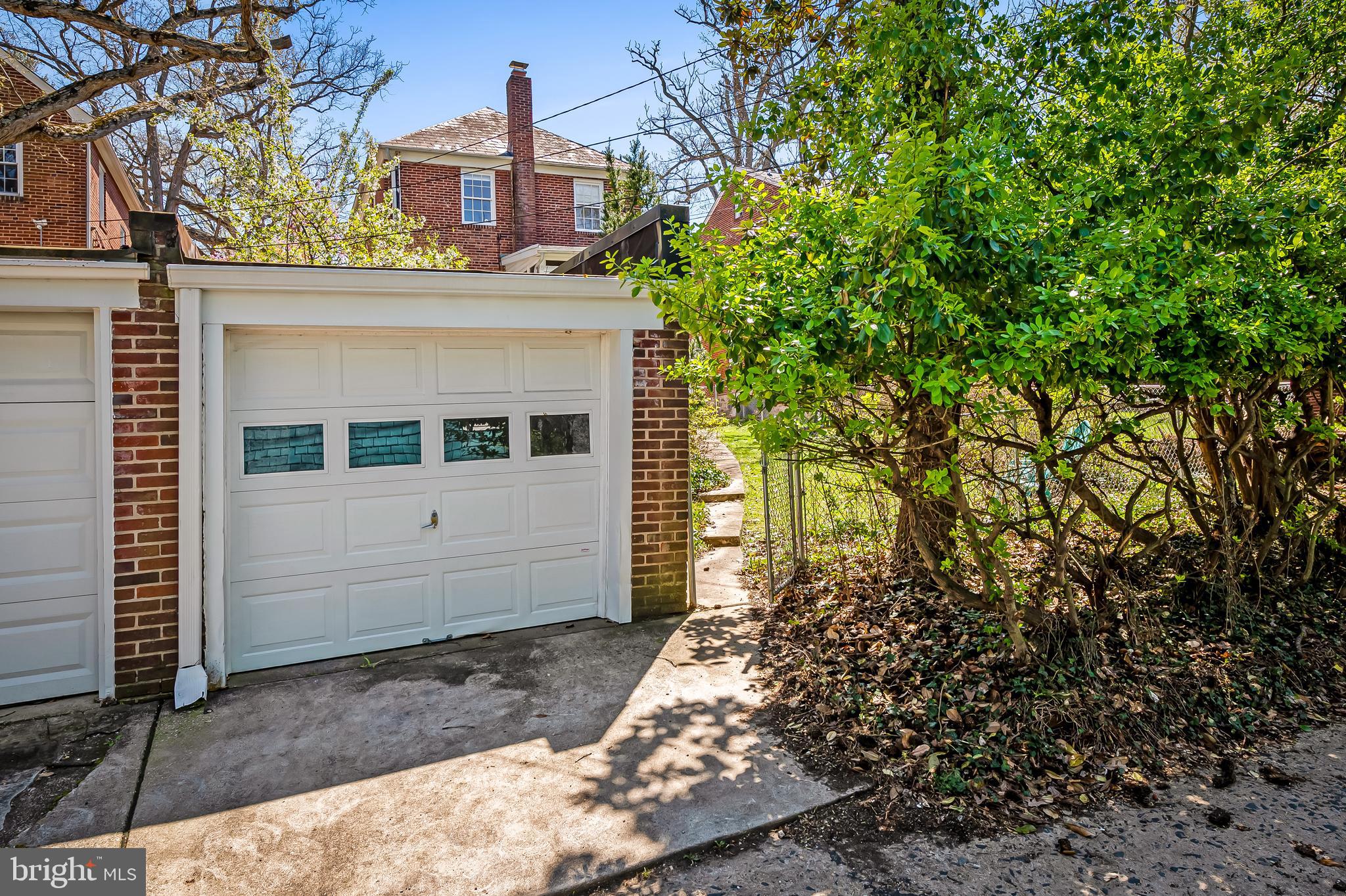 MOUNT WASHINGTON - Residential