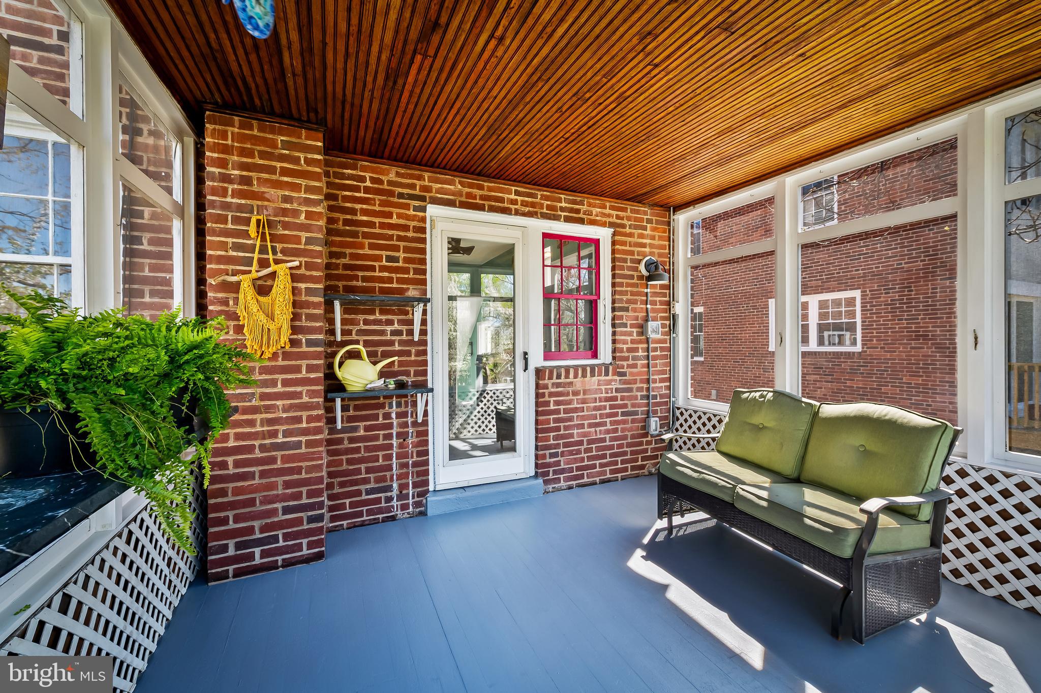 MOUNT WASHINGTON - Residential