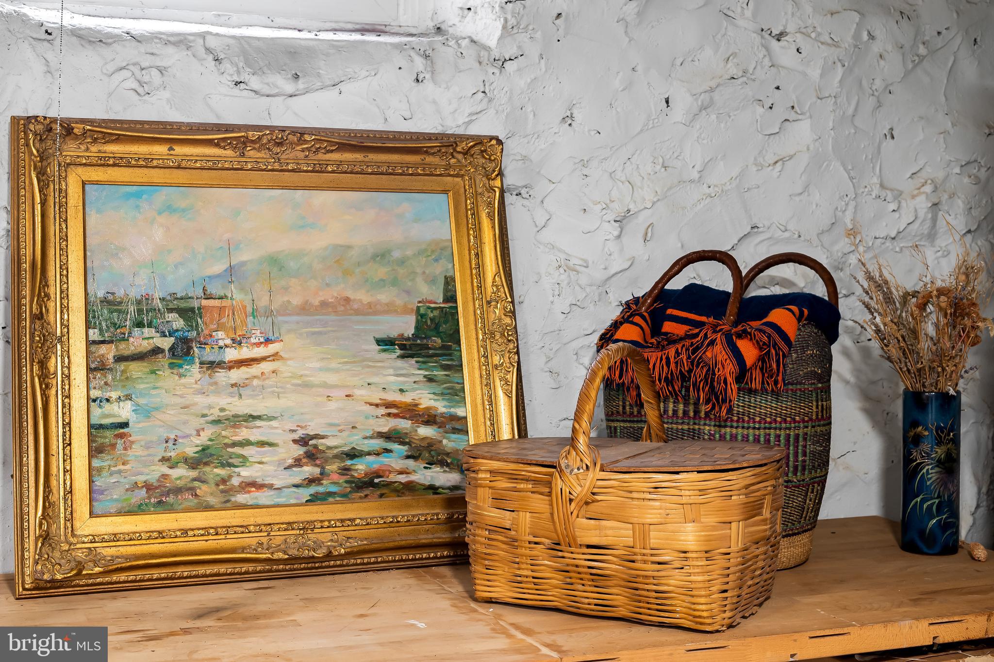 MOUNT WASHINGTON - Residential