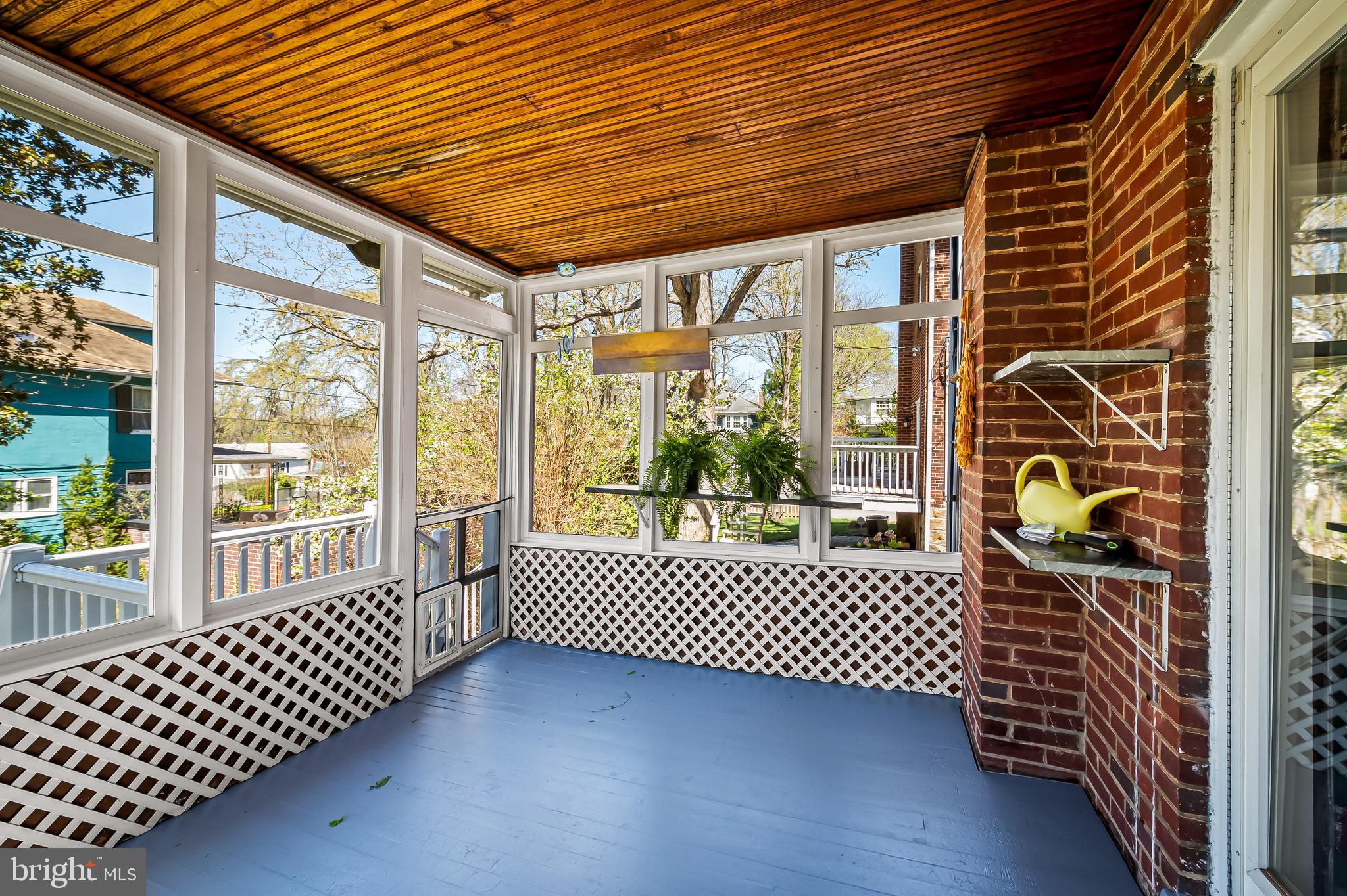 MOUNT WASHINGTON - Residential