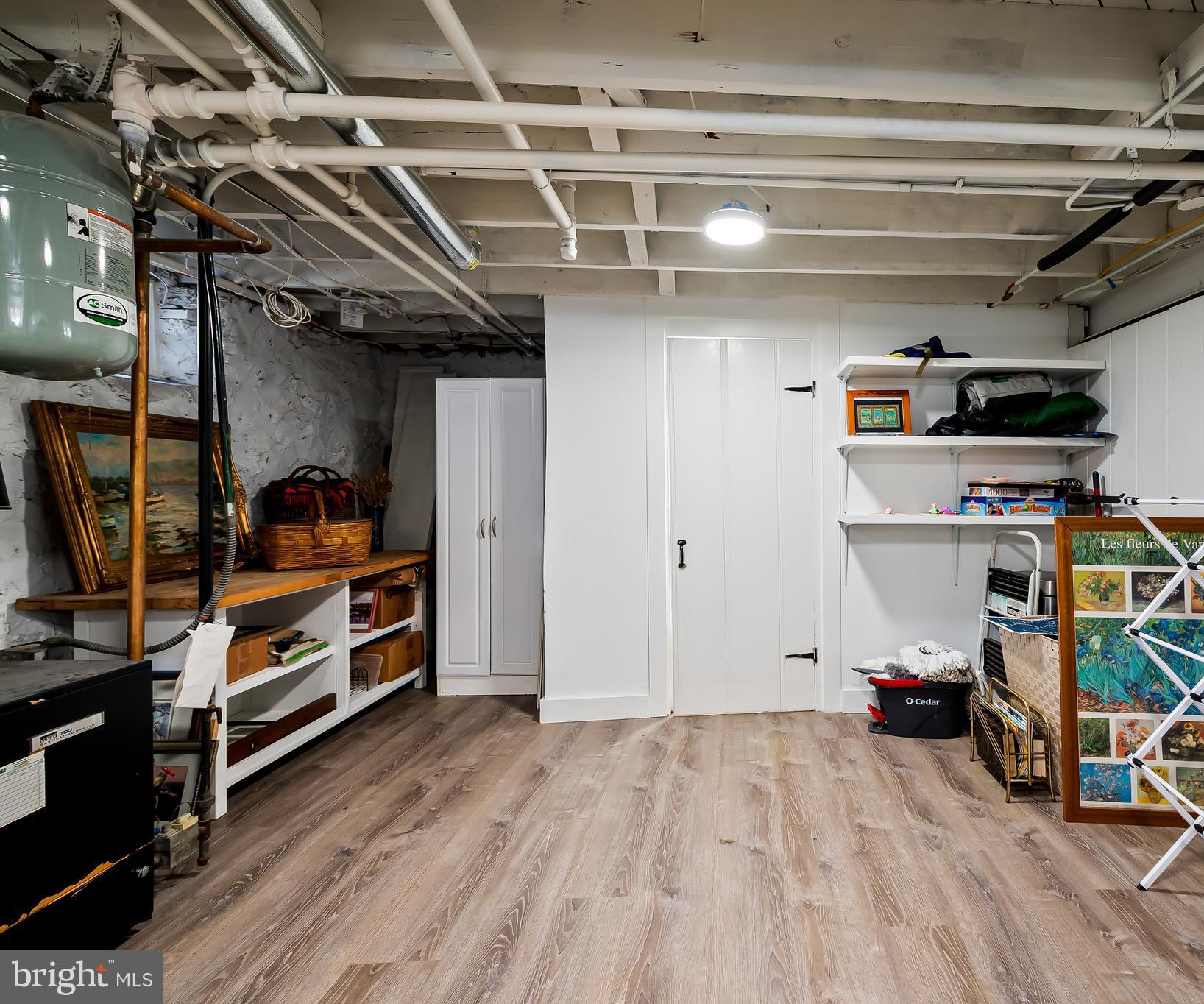 MOUNT WASHINGTON - Residential