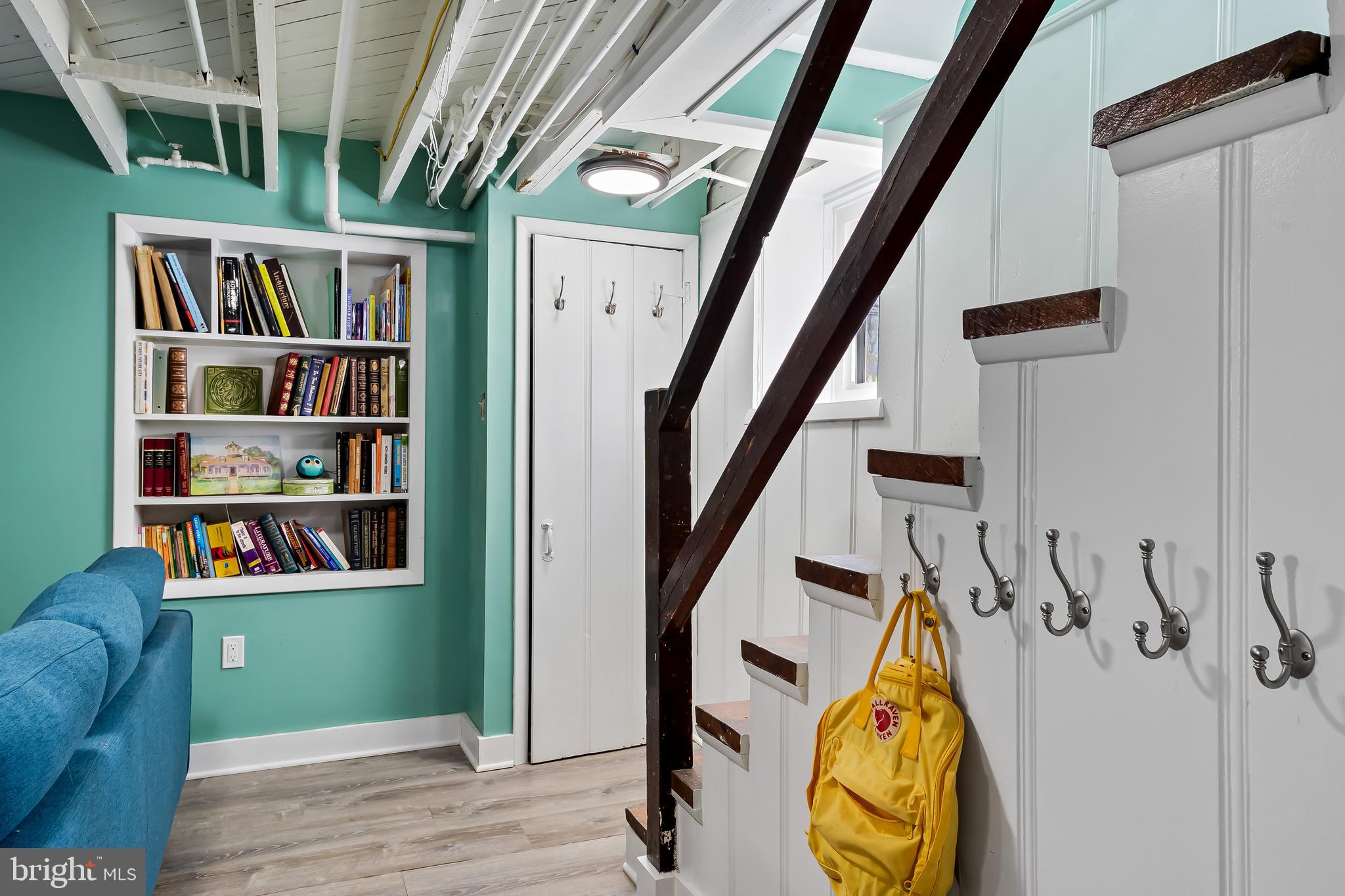 MOUNT WASHINGTON - Residential