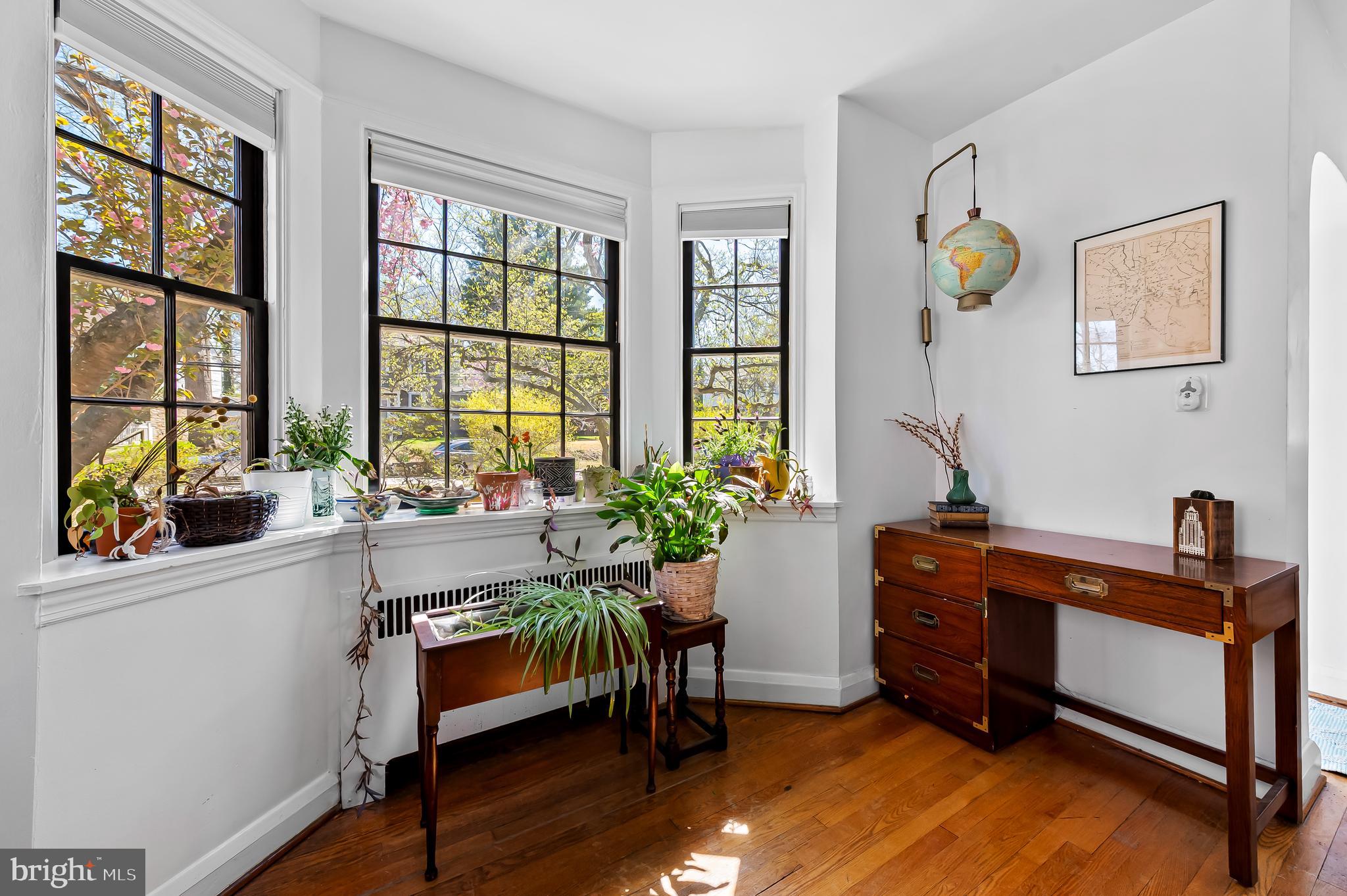 MOUNT WASHINGTON - Residential