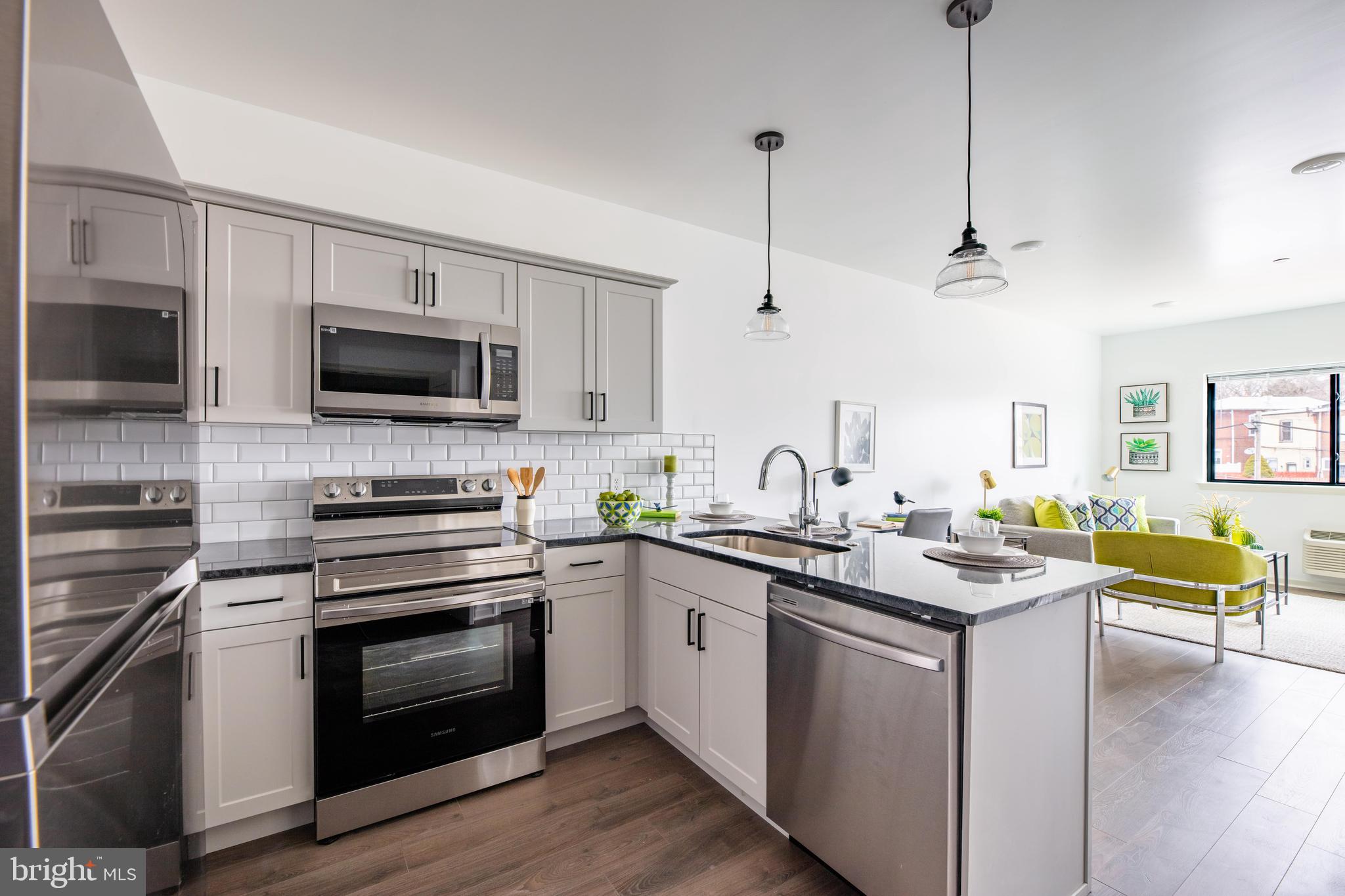 GERMANTOWN (WEST) - Residential Lease