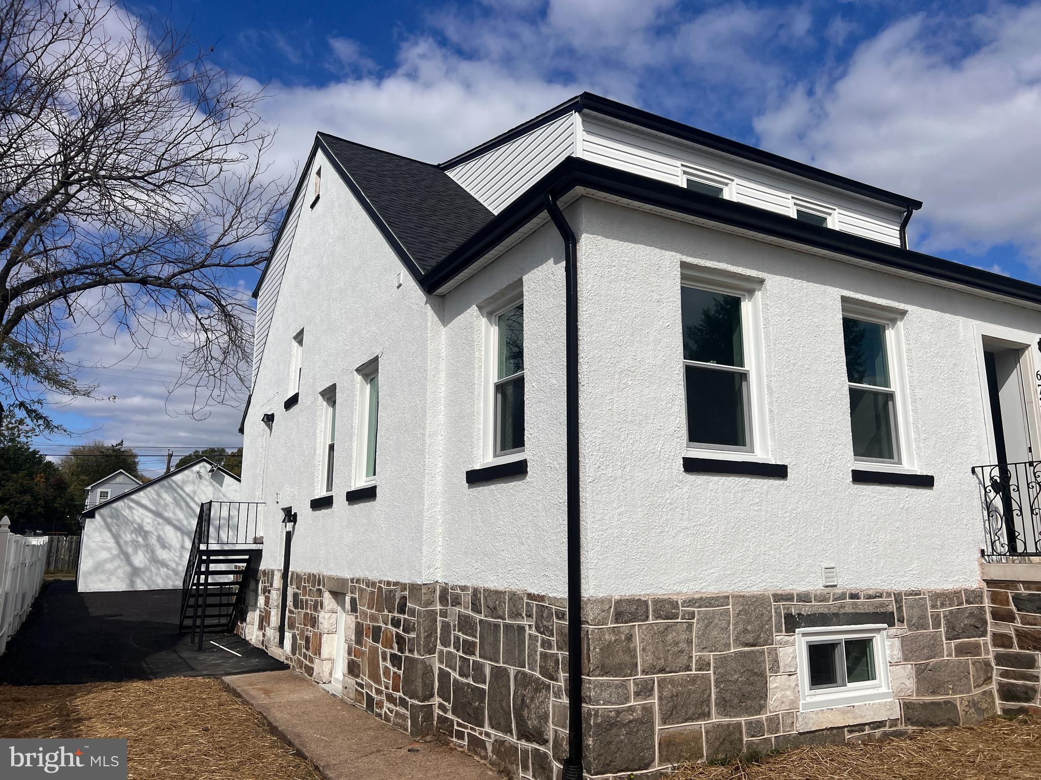 FAIRLAWN - Residential Lease