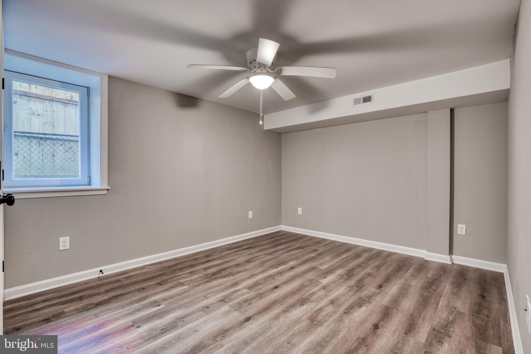 FAIRLAWN - Residential Lease