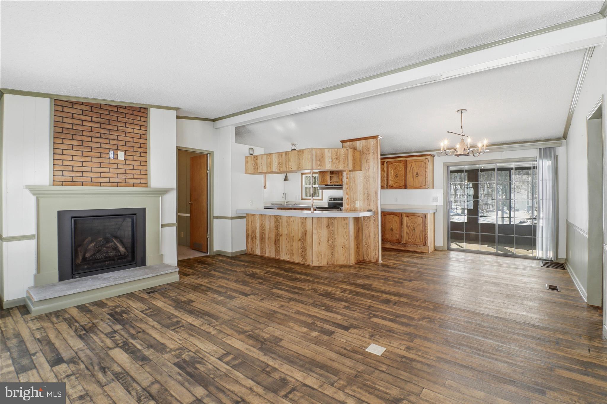 33 MAPLE AVE TP-0147