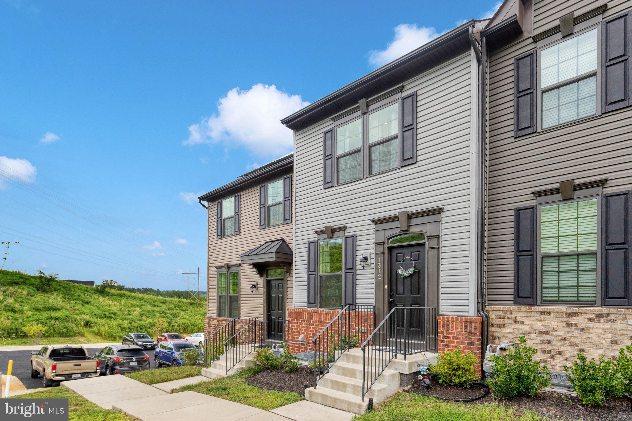 1312 SPUR LANE