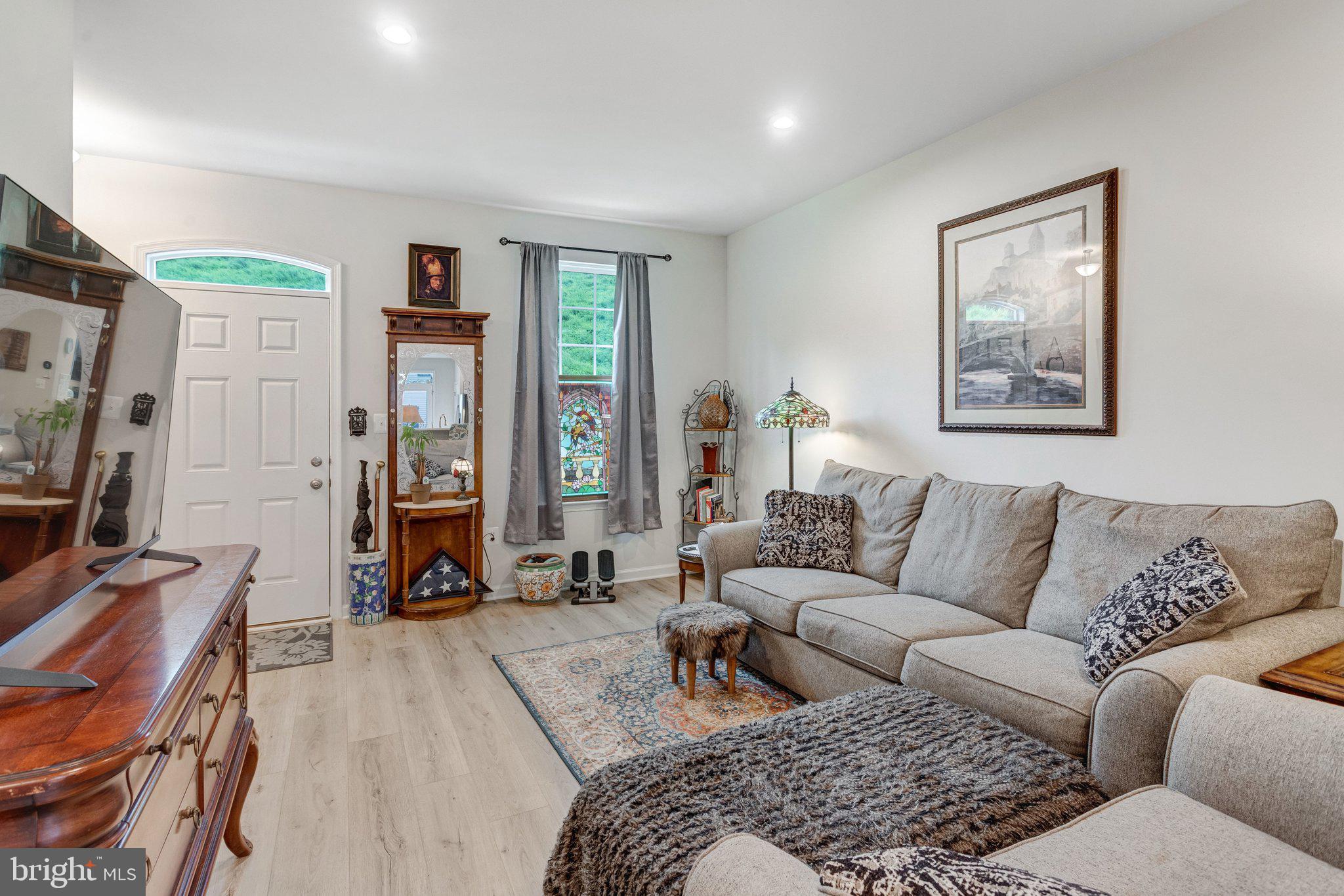 1312 SPUR LANE