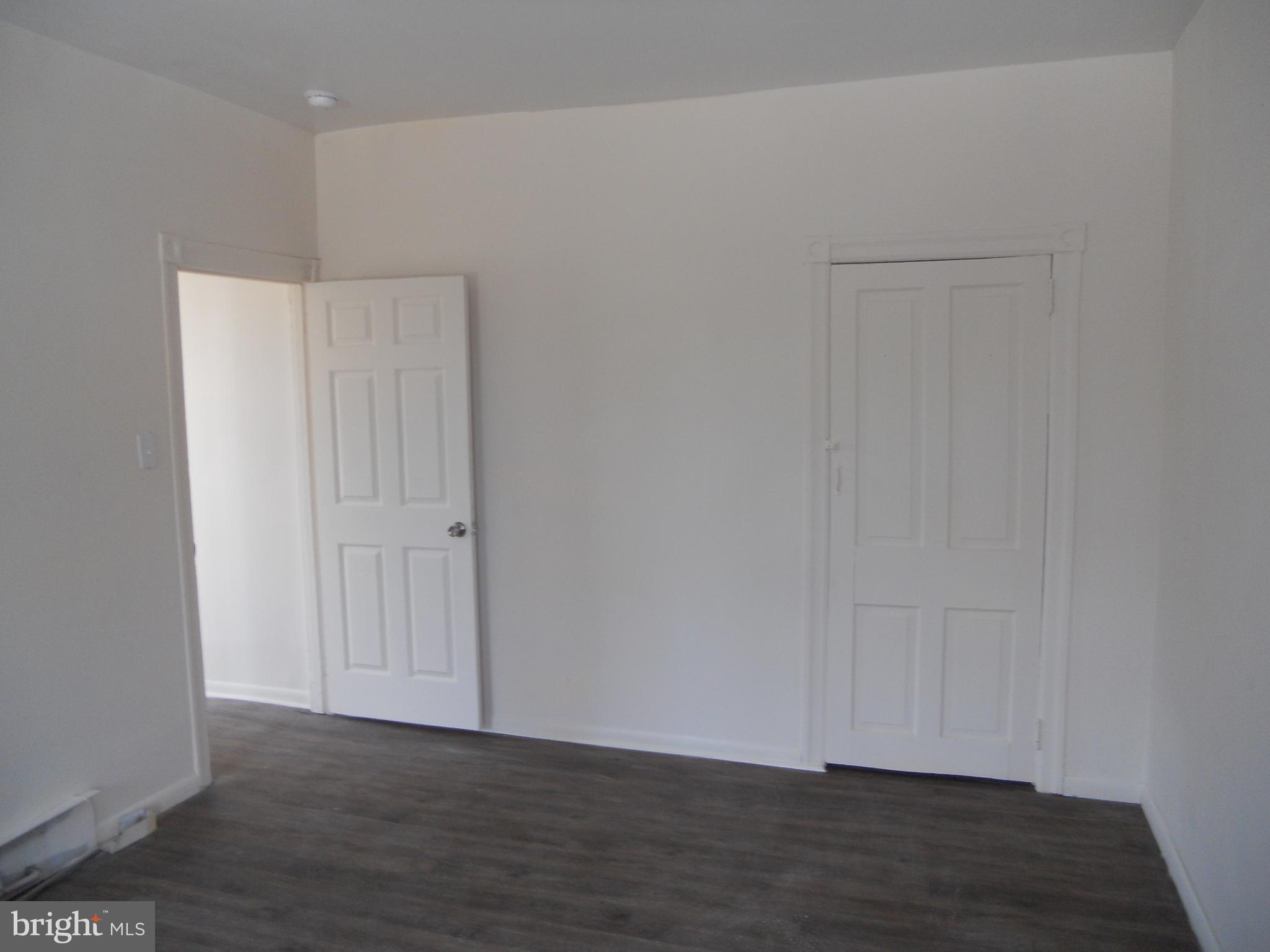 EAST FALLS - Residential Lease