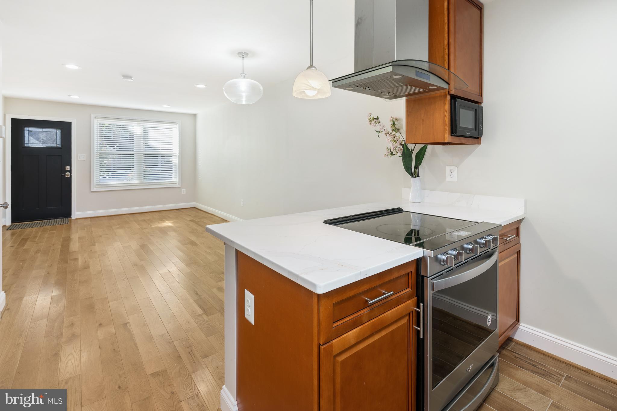 HUME SPRINGS - Residential Lease