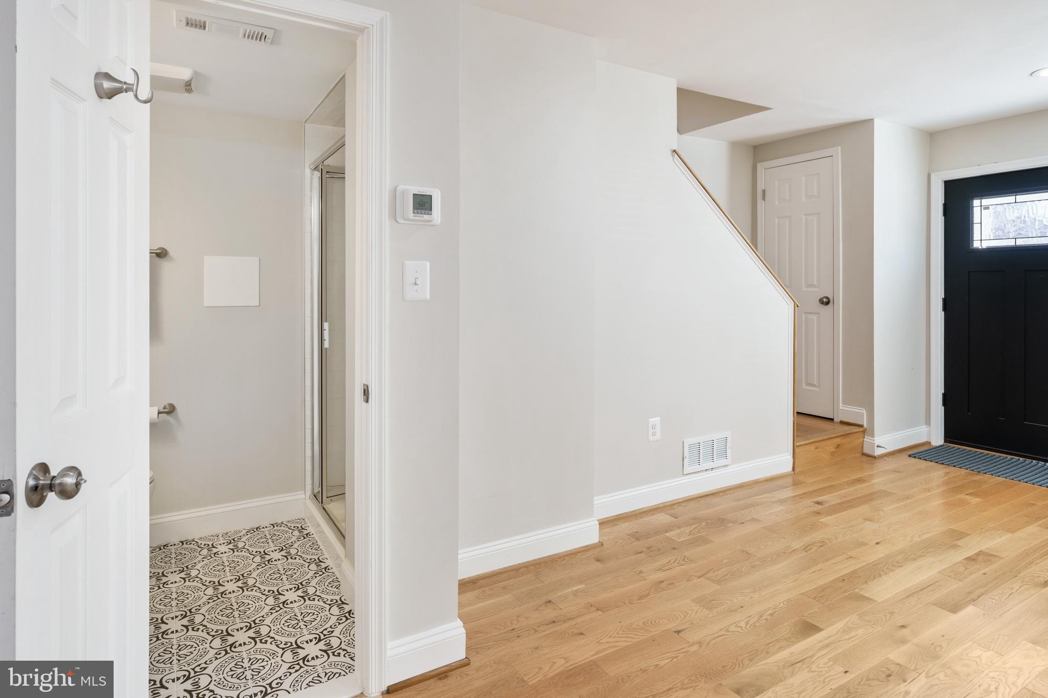 HUME SPRINGS - Residential Lease