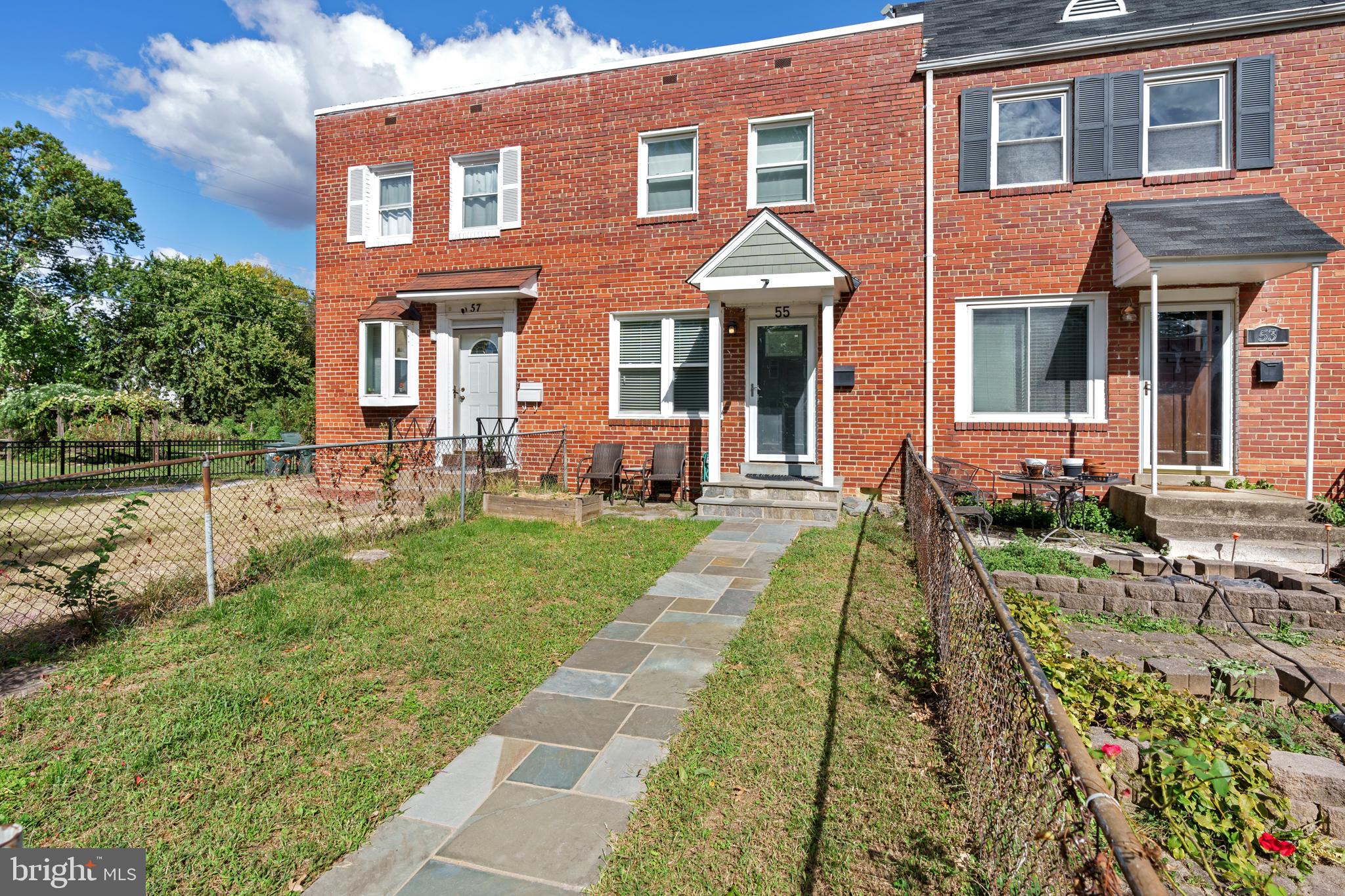 HUME SPRINGS - Residential Lease