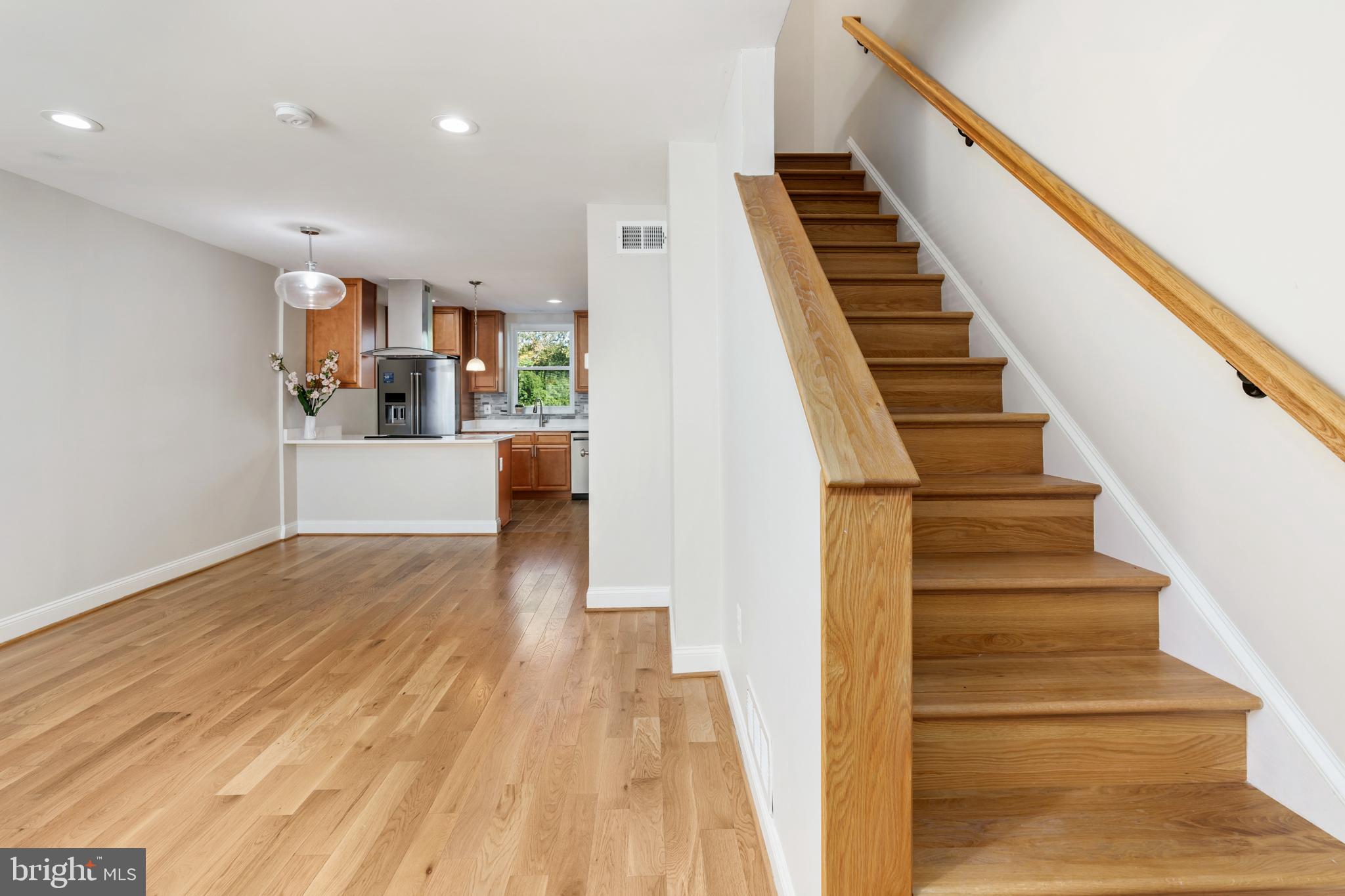 HUME SPRINGS - Residential Lease