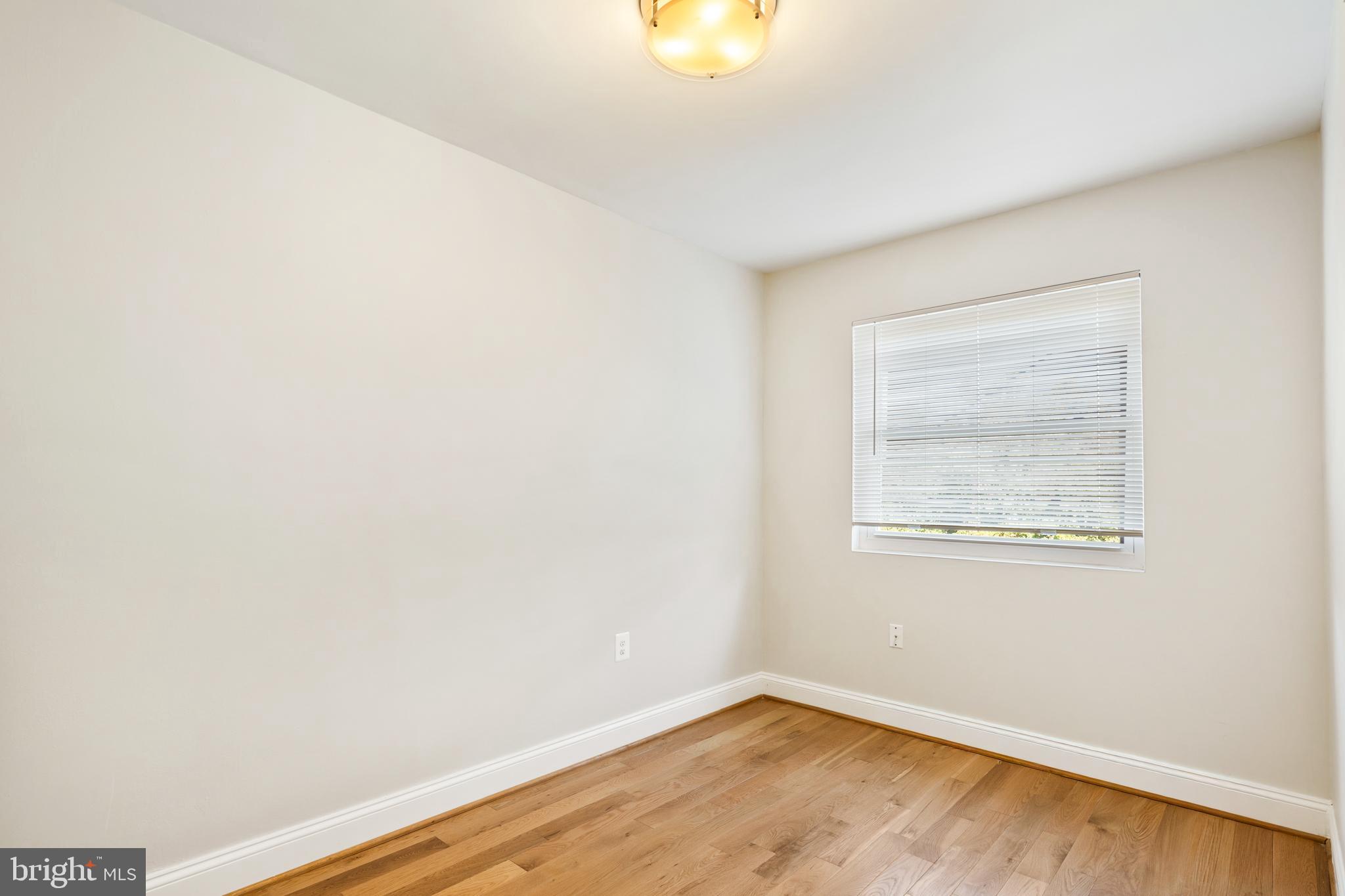 HUME SPRINGS - Residential Lease