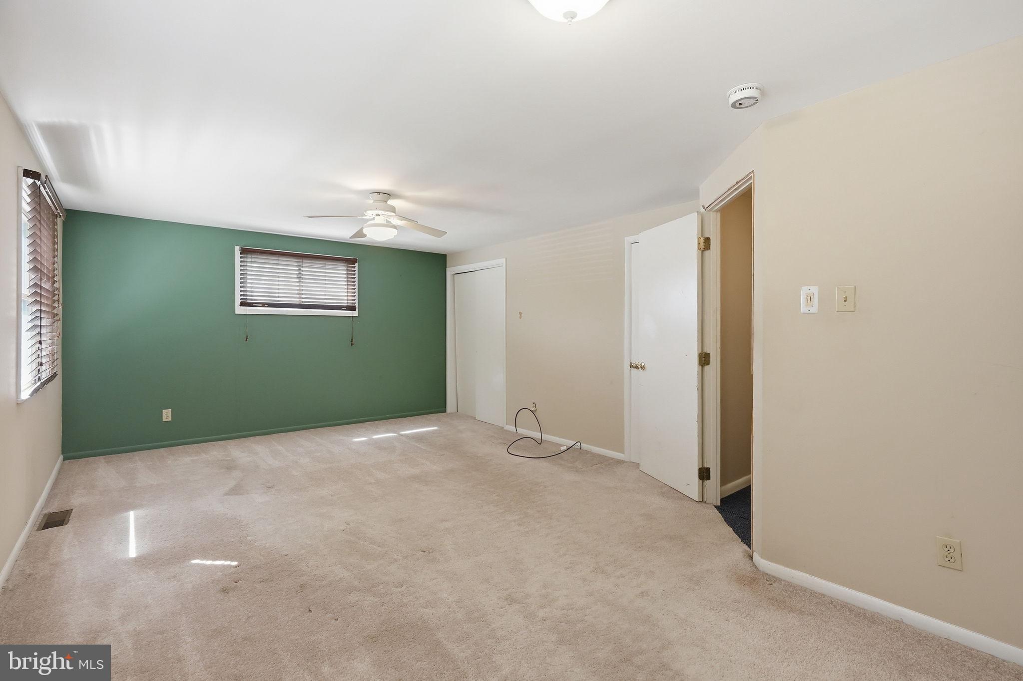 INGLEWOOD GDNS - Residential