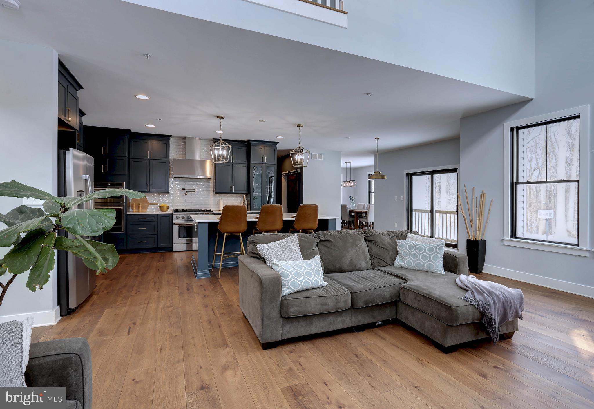 KINGSVILLE - Residential