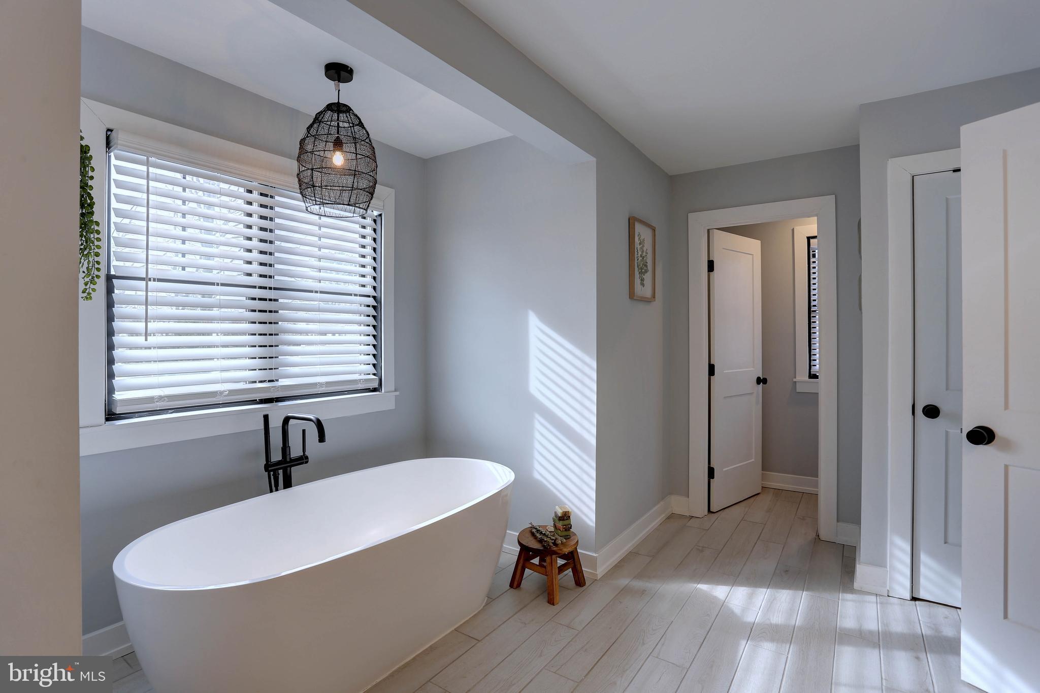 KINGSVILLE - Residential