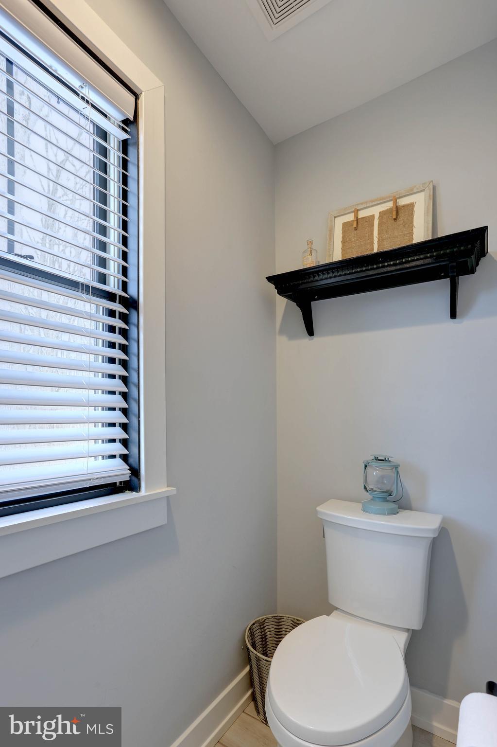 KINGSVILLE - Residential