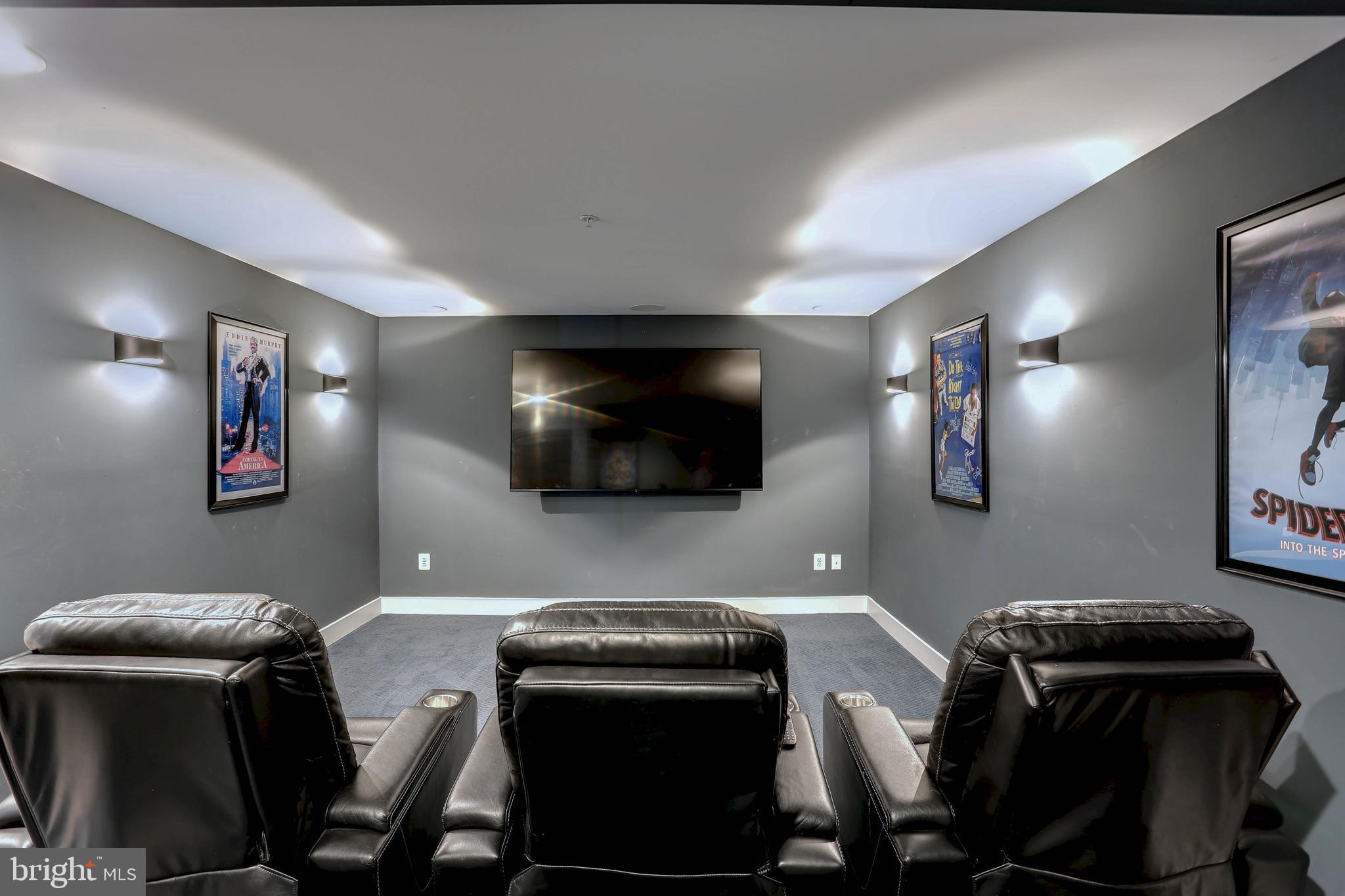 KINGSVILLE - Residential