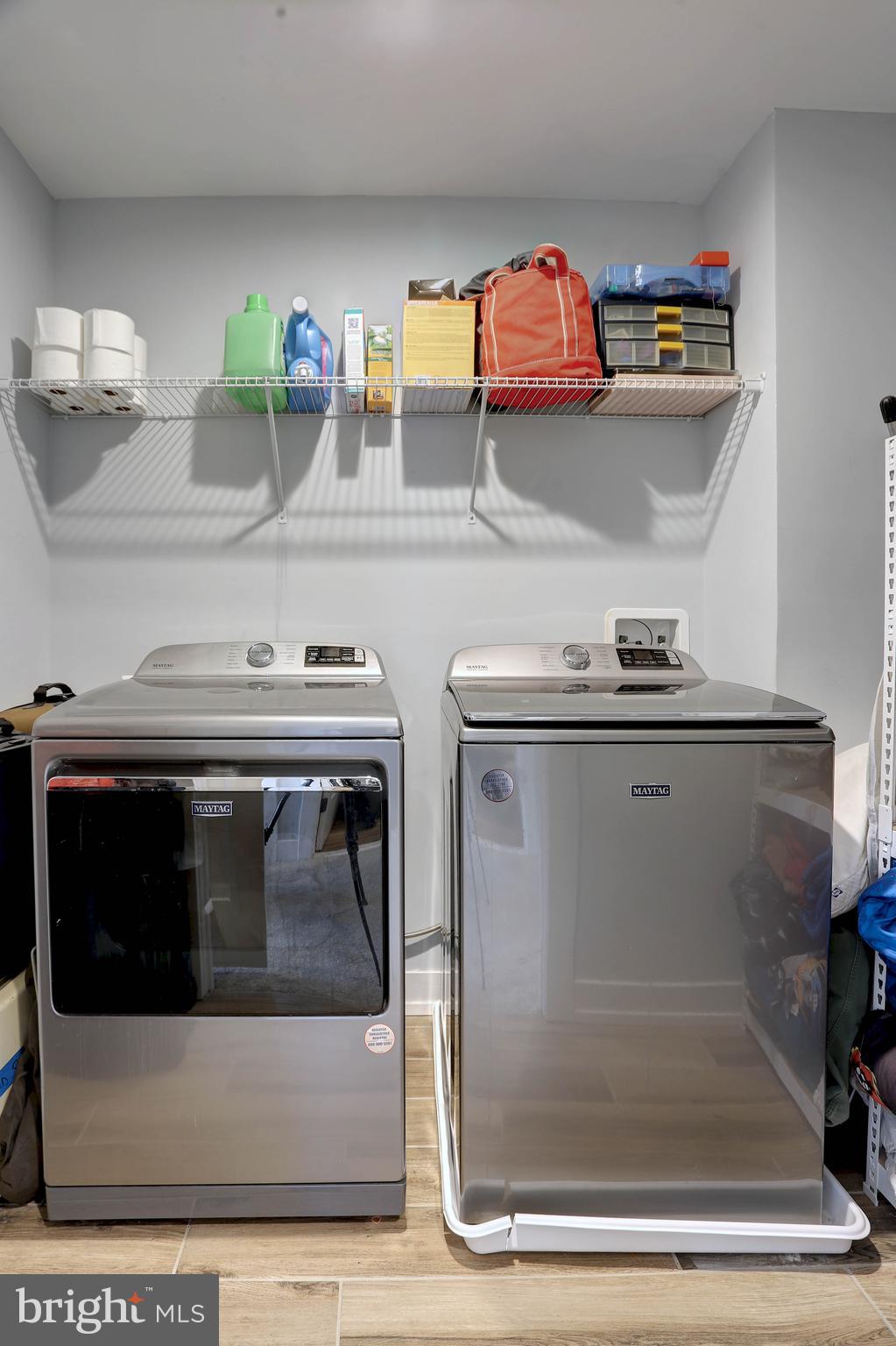 KINGSVILLE - Residential