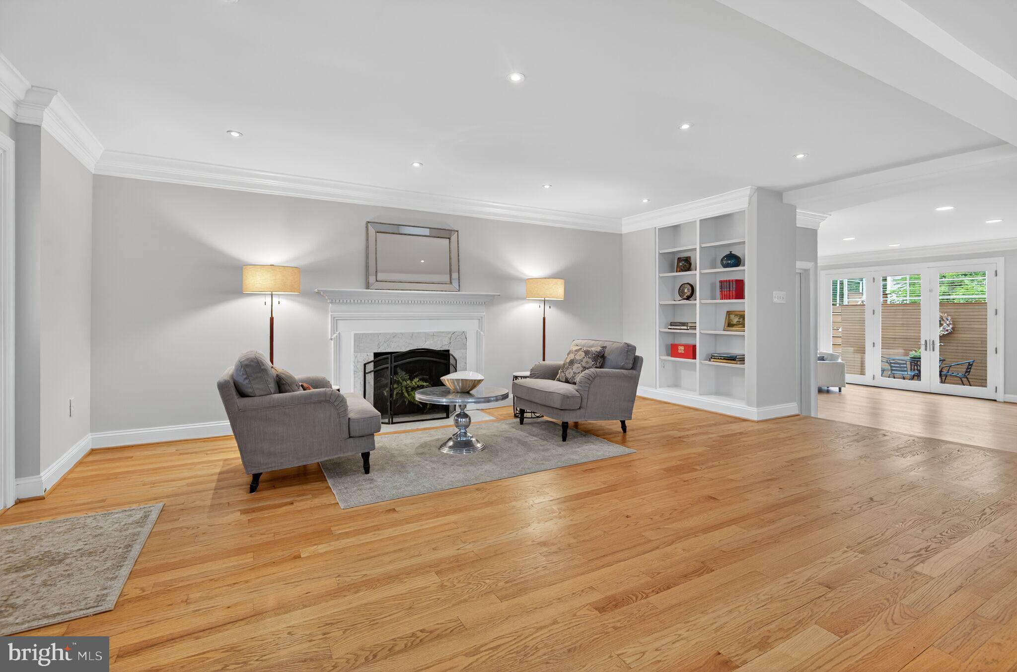 ALTA VISTA TERRACE - Residential