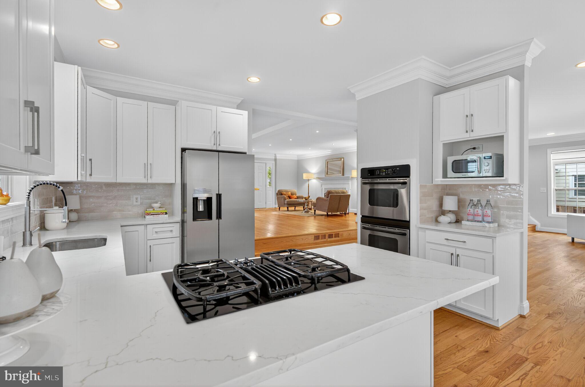 ALTA VISTA TERRACE - Residential