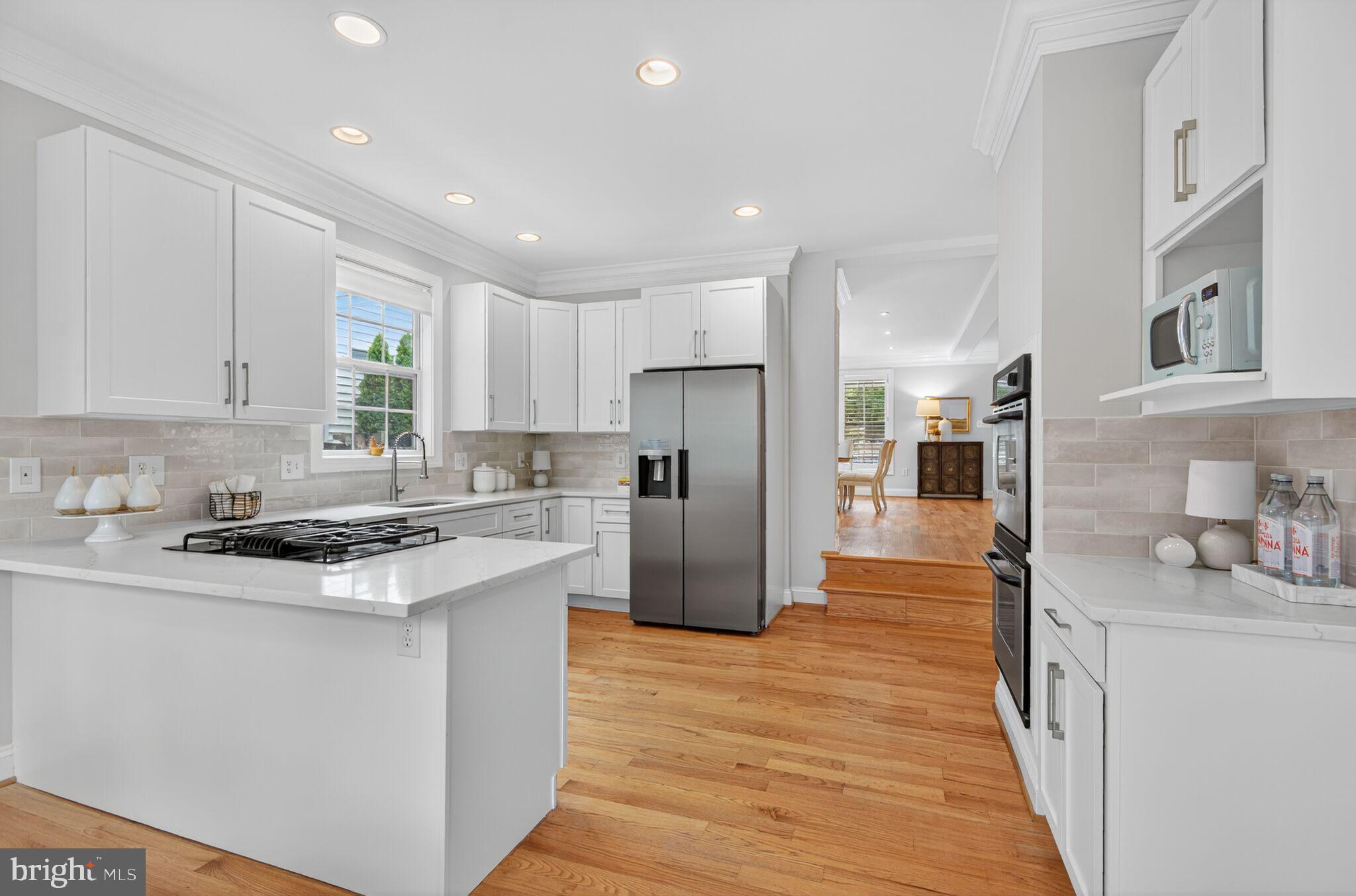 ALTA VISTA TERRACE - Residential