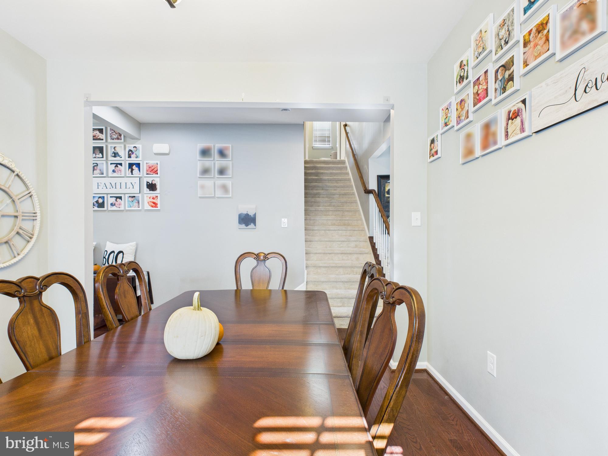 WASHINGTON SQUARE - Residential