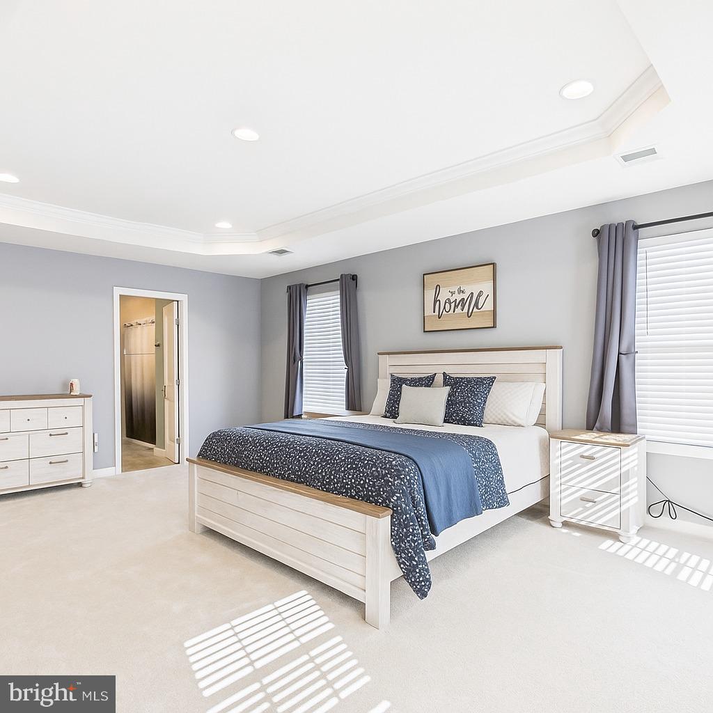 WASHINGTON SQUARE - Residential