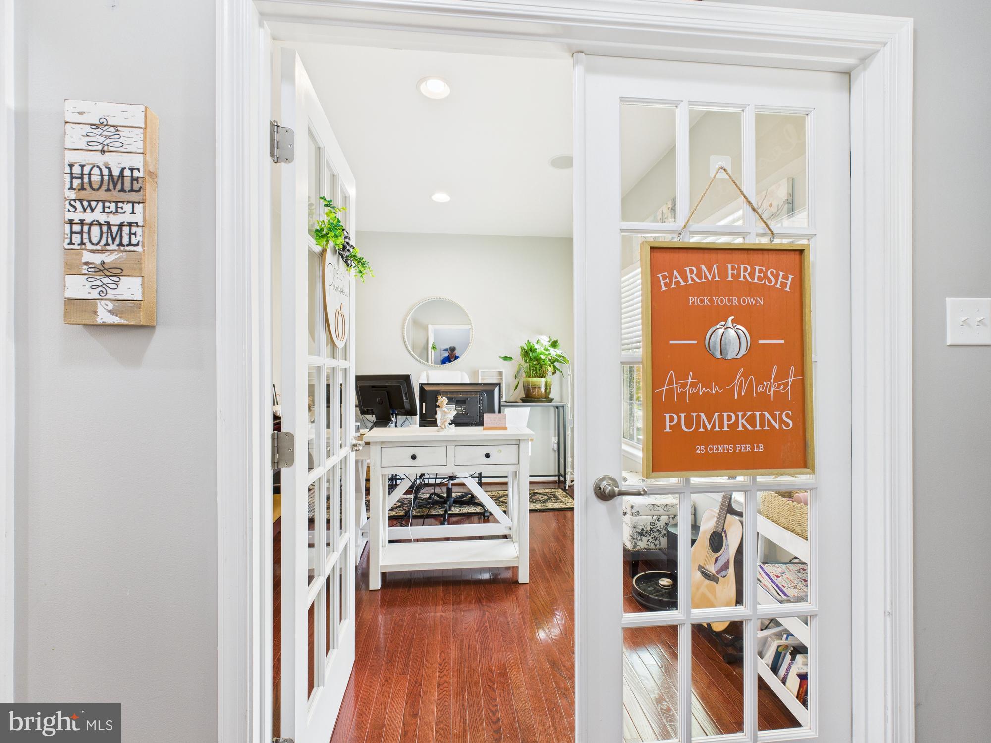 WASHINGTON SQUARE - Residential