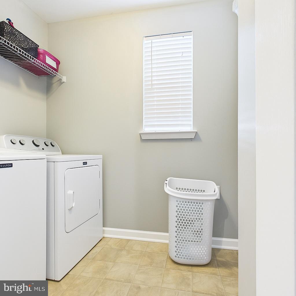 WASHINGTON SQUARE - Residential