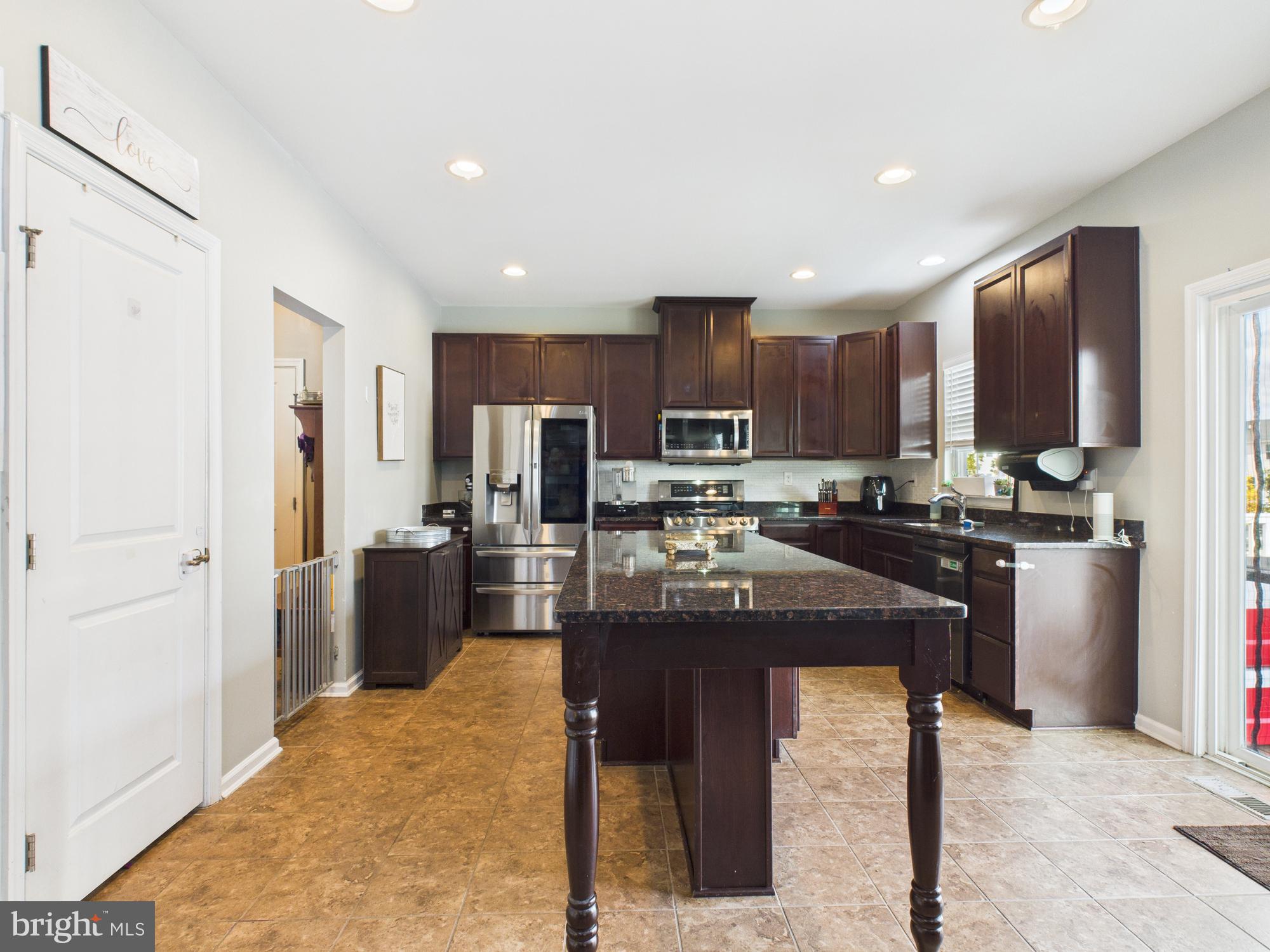 WASHINGTON SQUARE - Residential