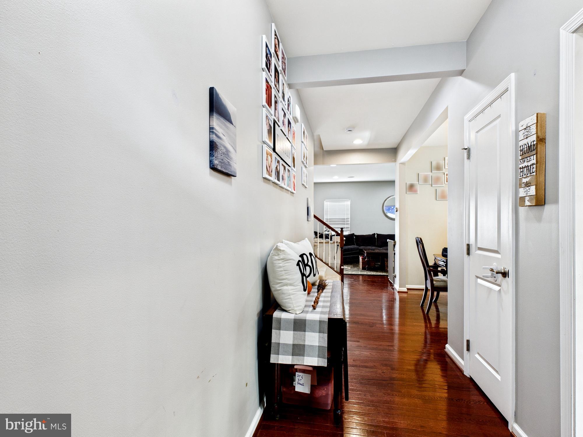 WASHINGTON SQUARE - Residential