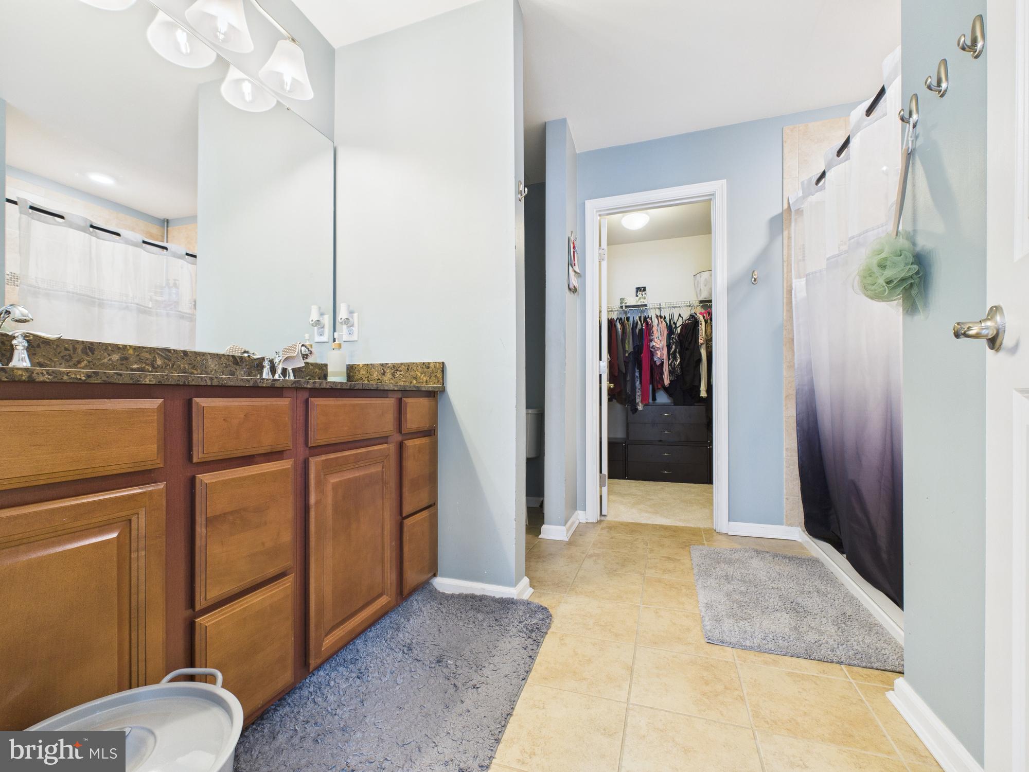 WASHINGTON SQUARE - Residential