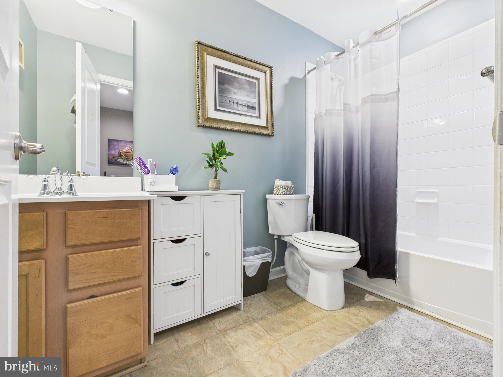 WASHINGTON SQUARE - Residential