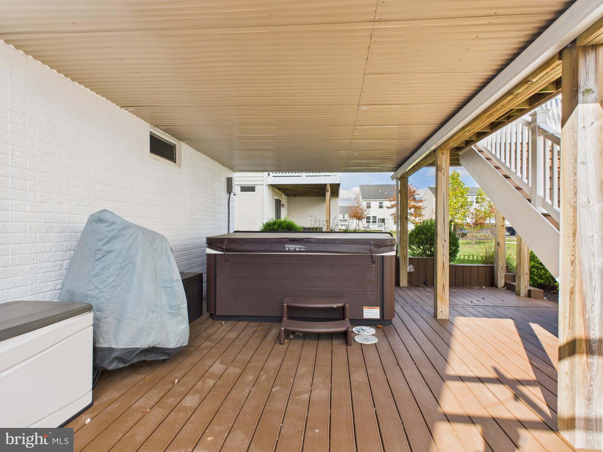 WASHINGTON SQUARE - Residential
