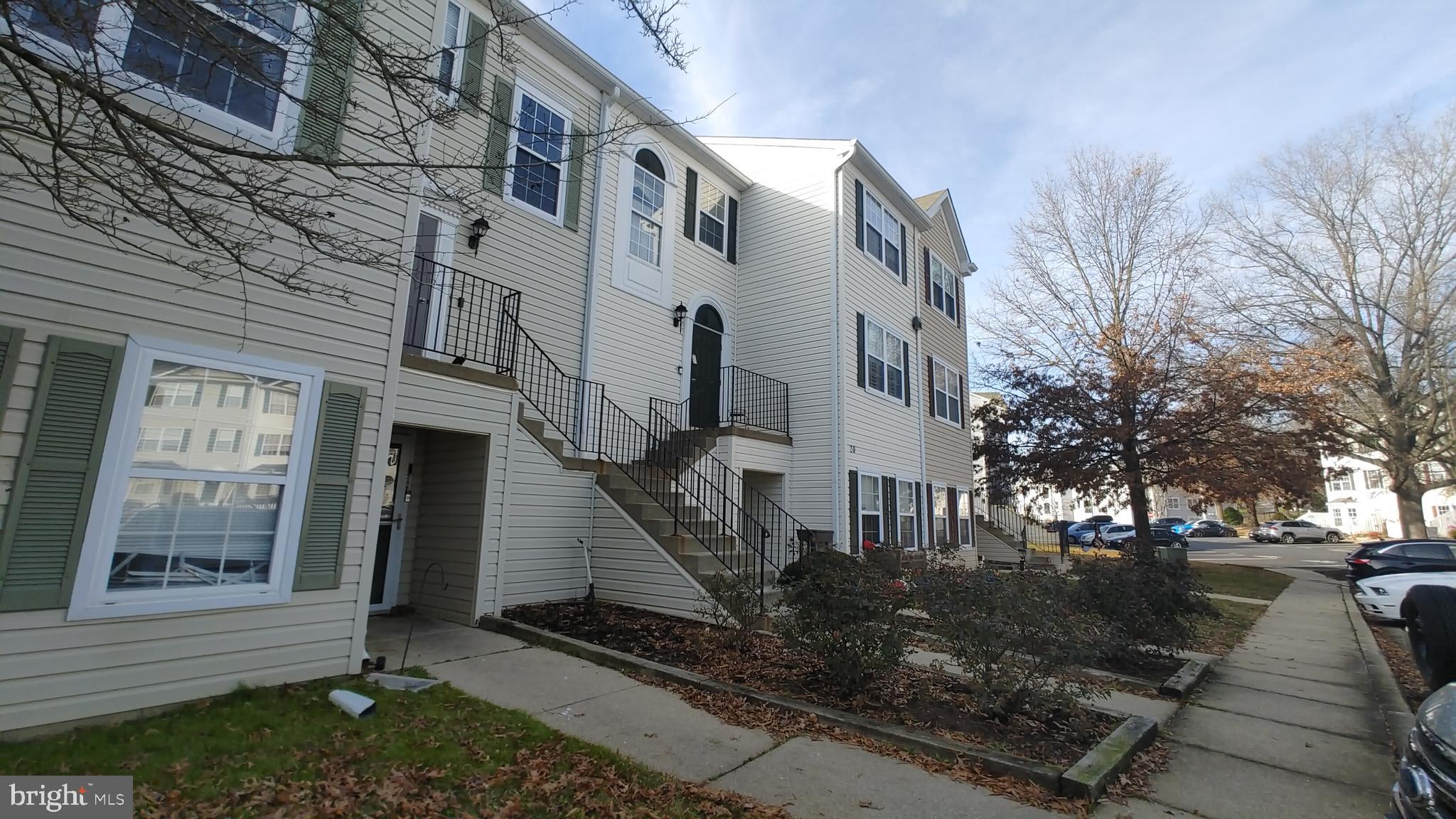 ANNAPOLIS OVERLOOK - Residential