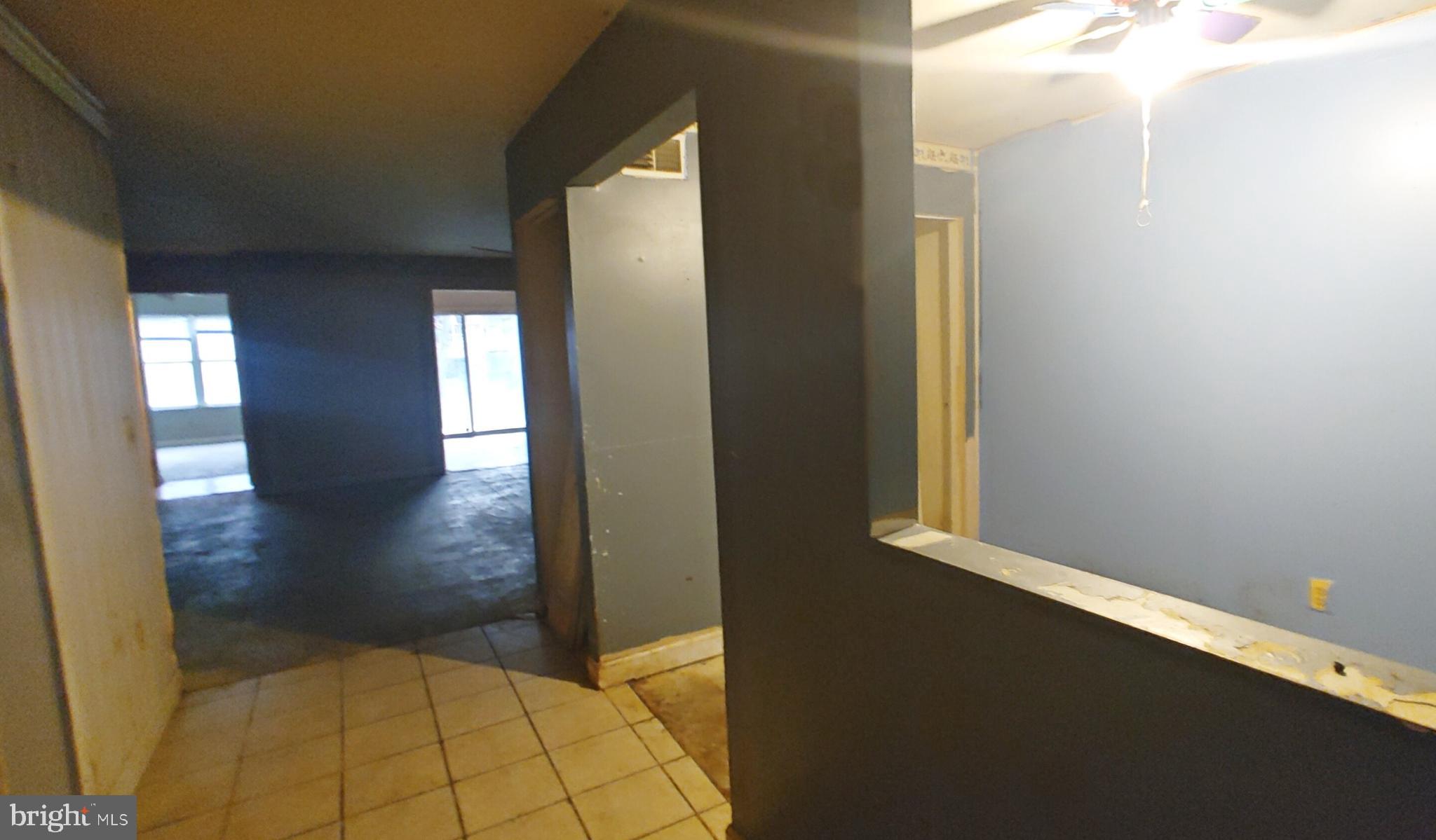 ANNAPOLIS OVERLOOK - Residential