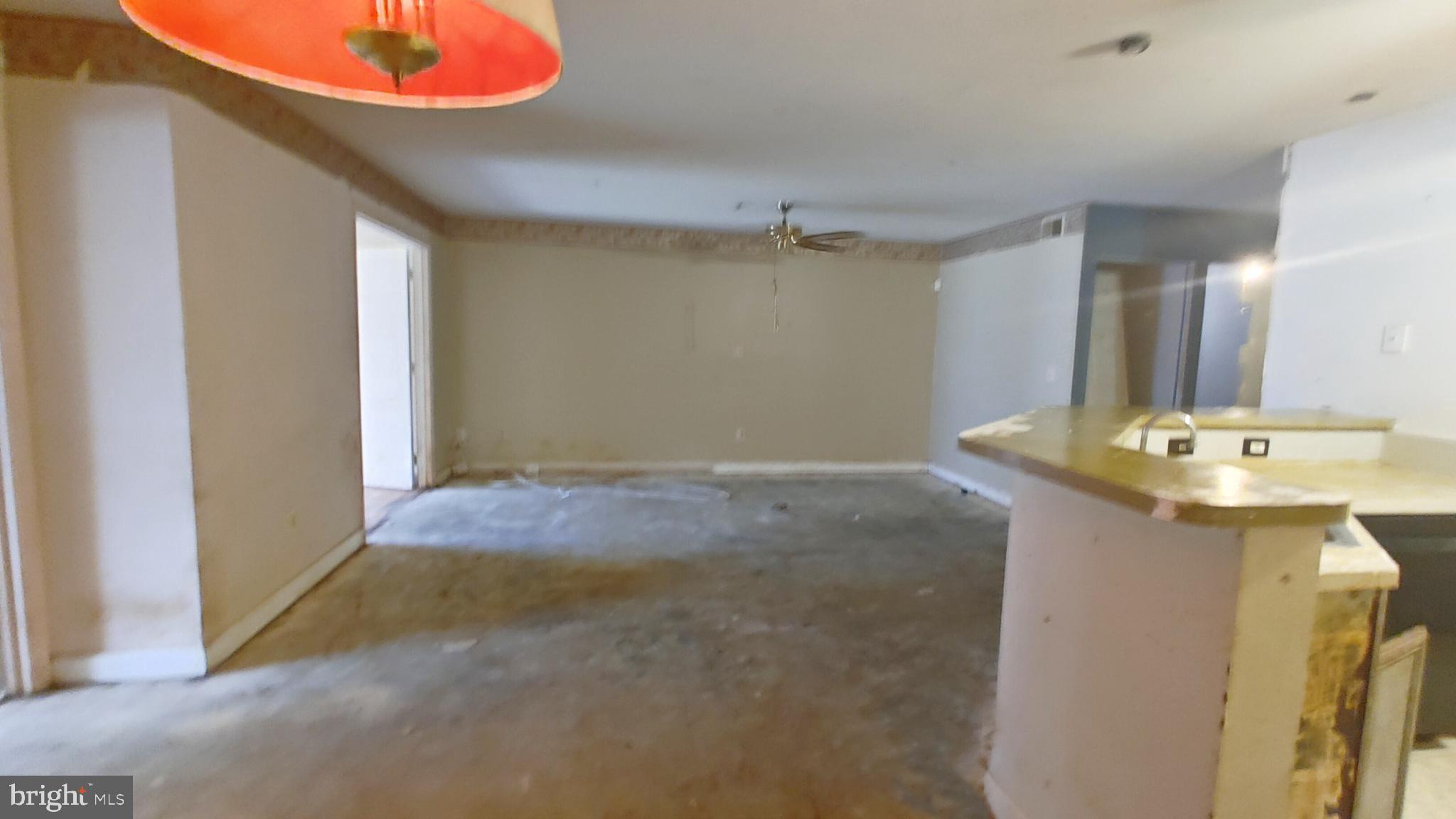 ANNAPOLIS OVERLOOK - Residential