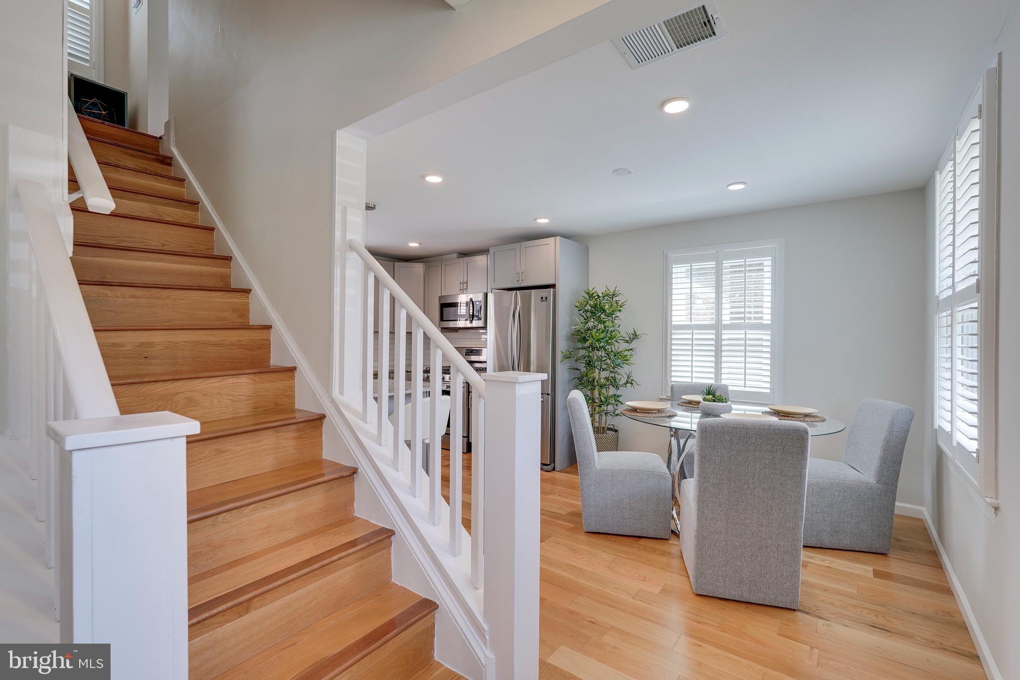 AVONDALE GROVE - Residential