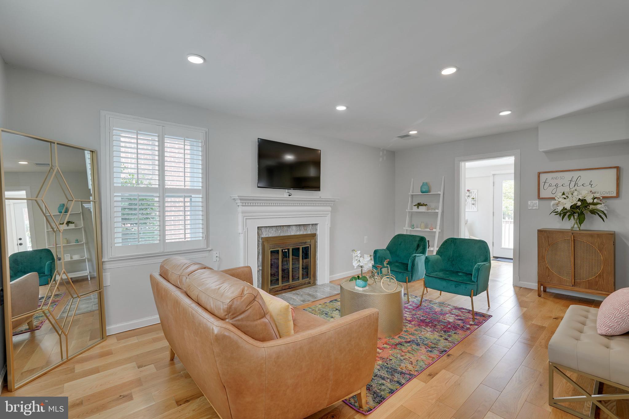 AVONDALE GROVE - Residential