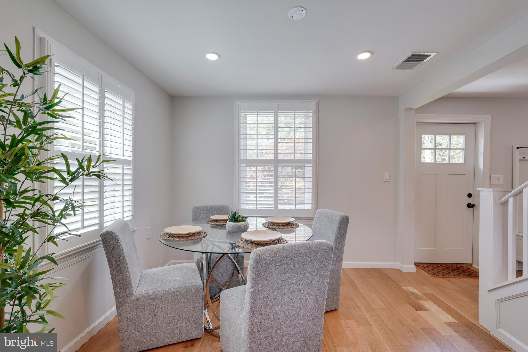 AVONDALE GROVE - Residential