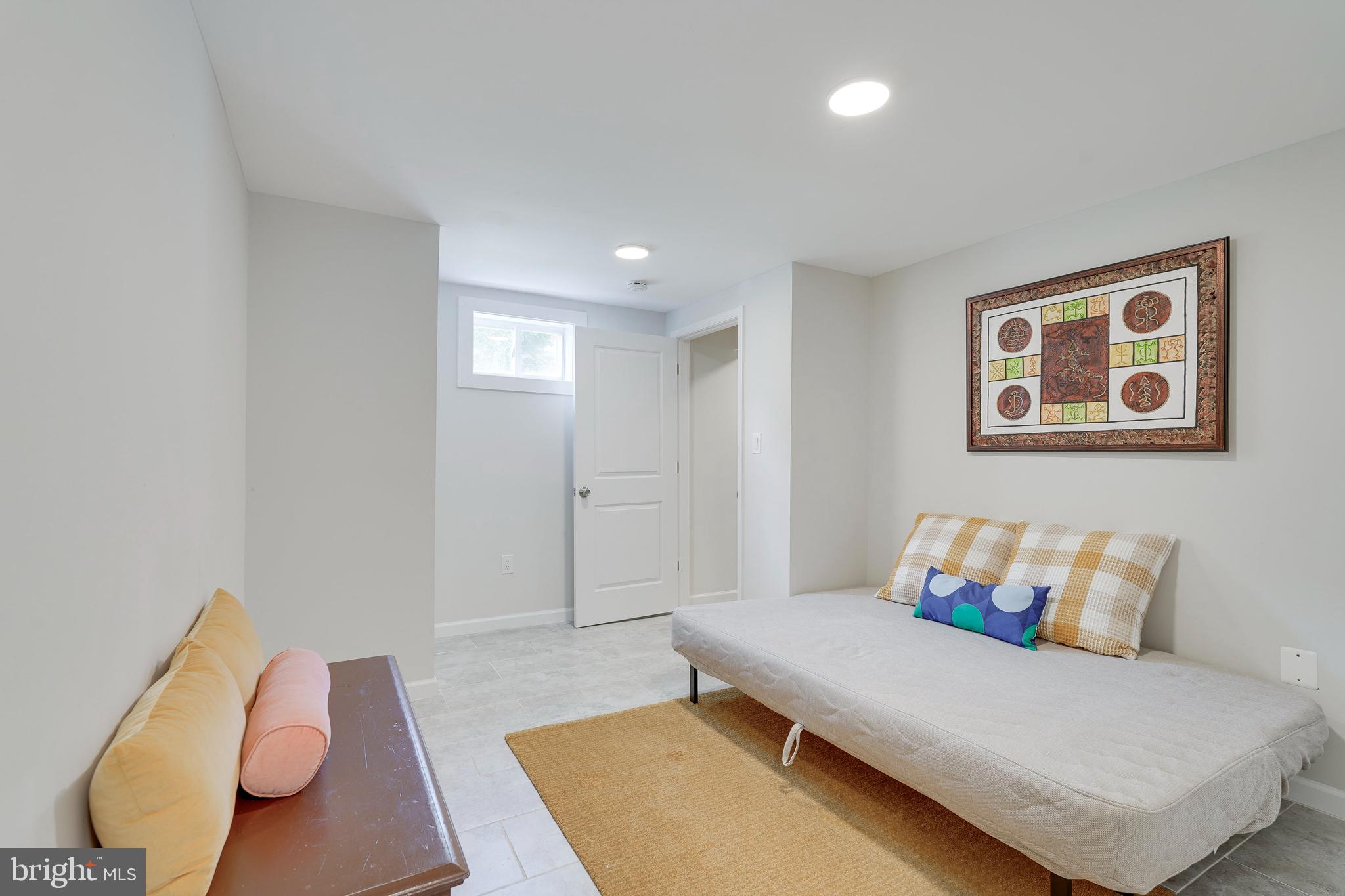 AVONDALE GROVE - Residential