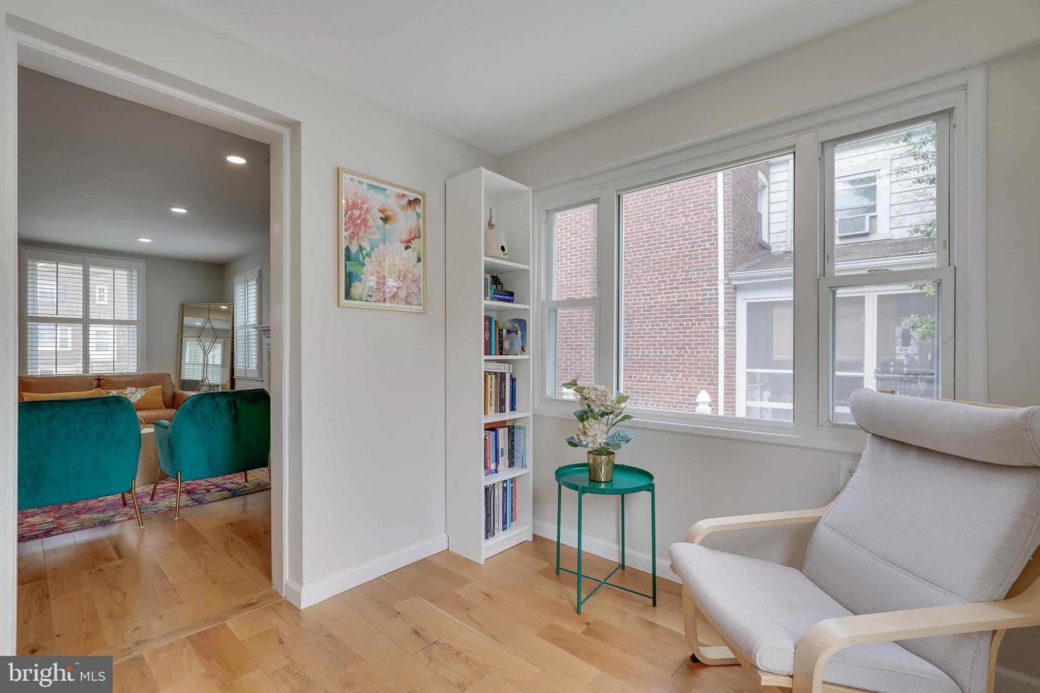 AVONDALE GROVE - Residential