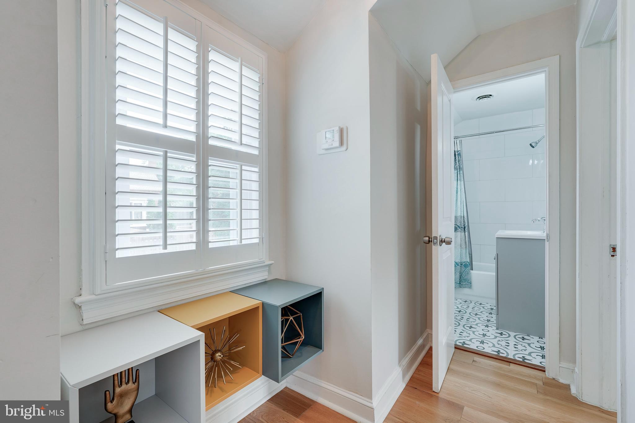 AVONDALE GROVE - Residential